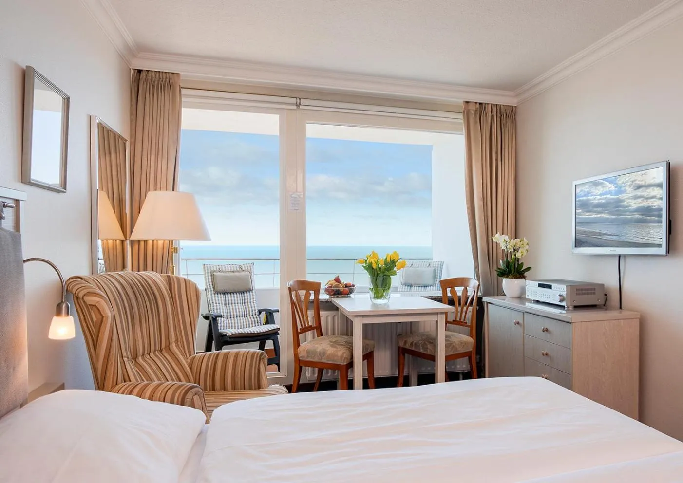 Bed in Strandhotel Monbijou GmbH garni