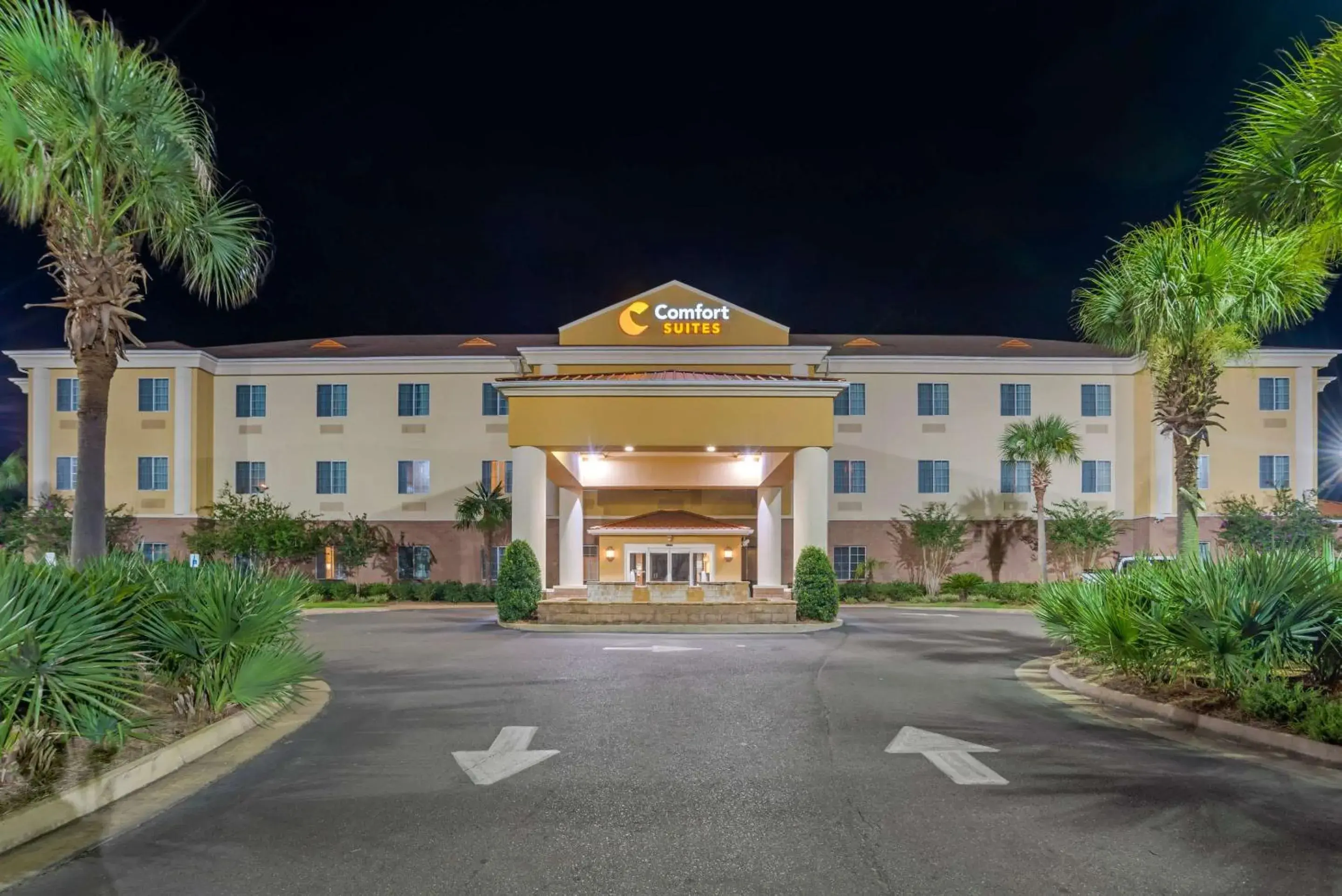 Property building in Comfort Suites Alexandria North Property building in Comfort Suites Alexandria North