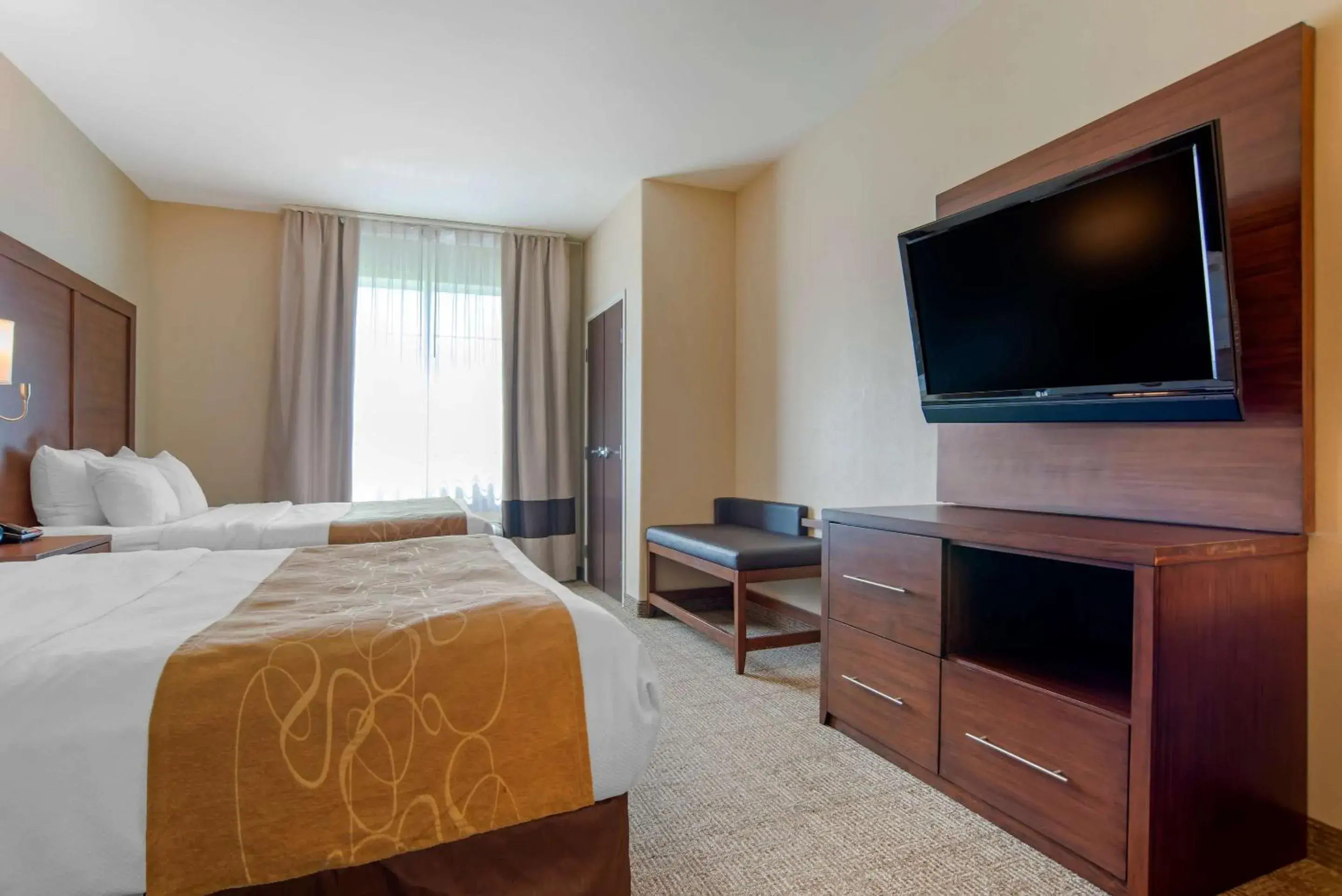 Bedroom, Bed in Comfort Suites Alexandria North Bedroom, Bed in Comfort Suites Alexandria North
