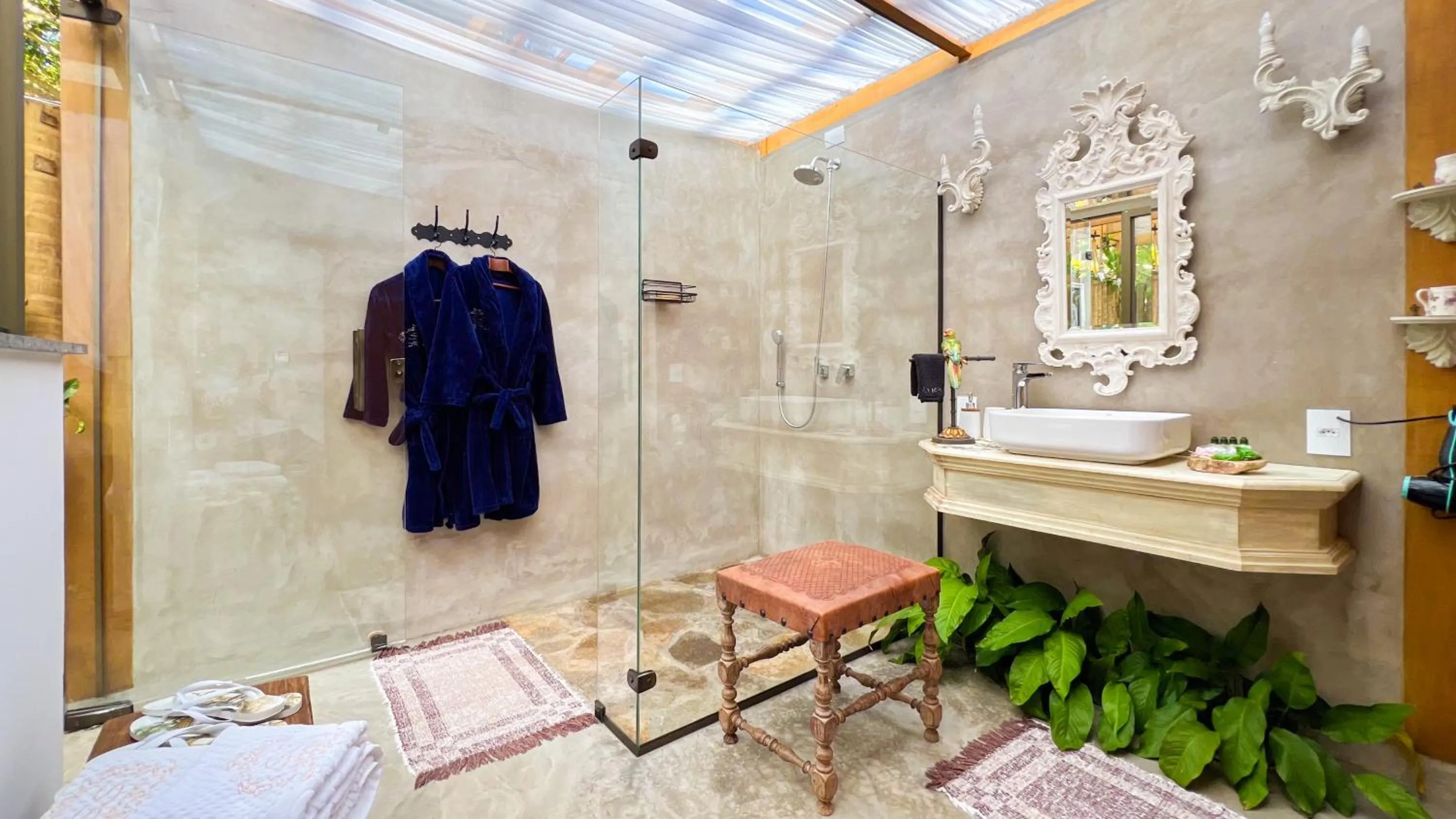 Shower in Segredo da Serra Guest House