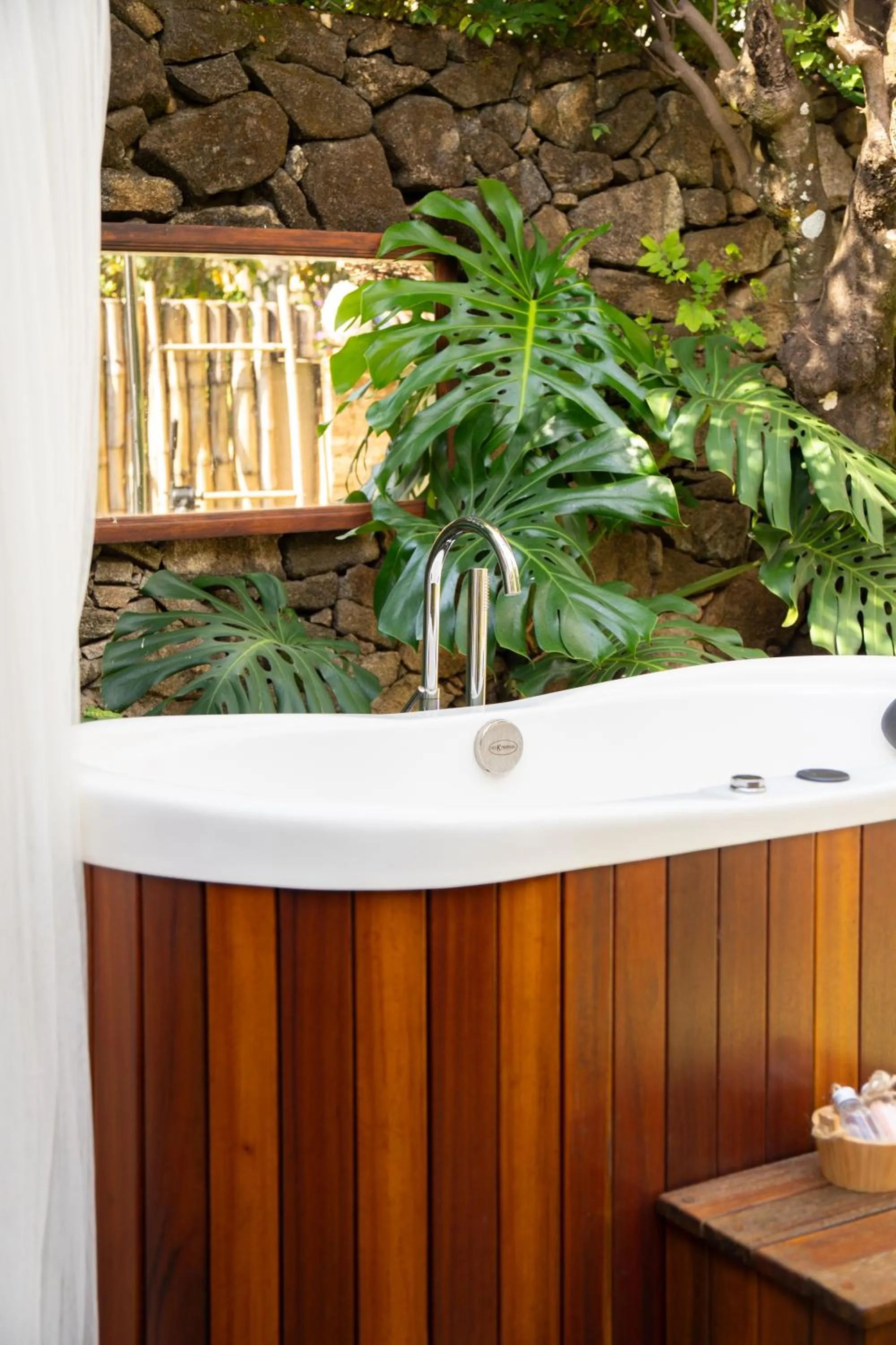 Hot Tub in Segredo da Serra Guest House