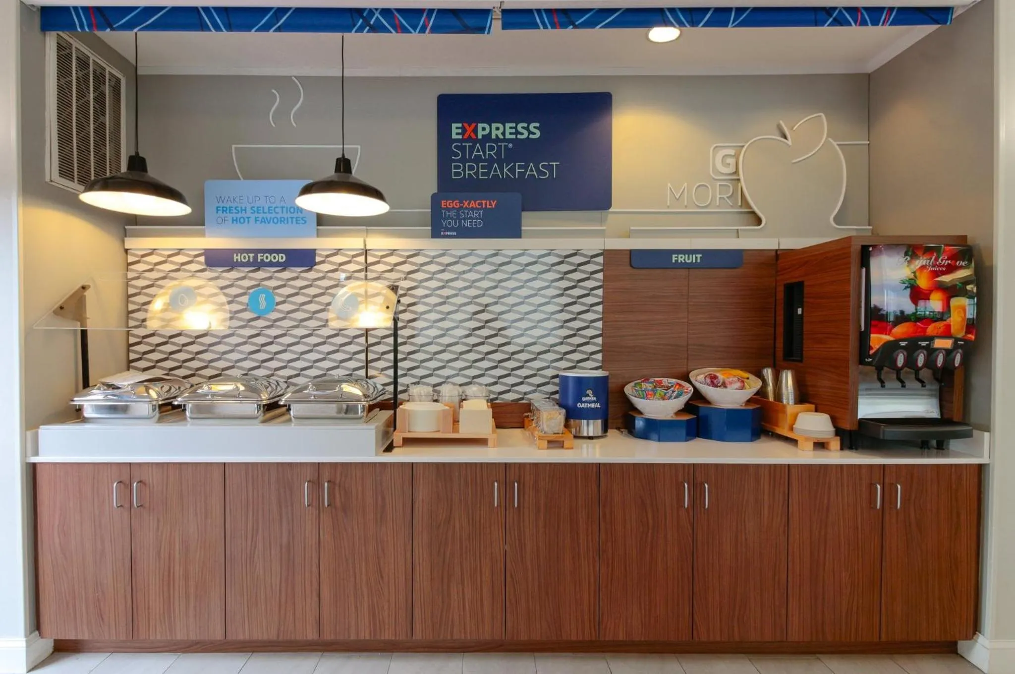 Breakfast in Holiday Inn Express Leland - Wilmington Area by IHG