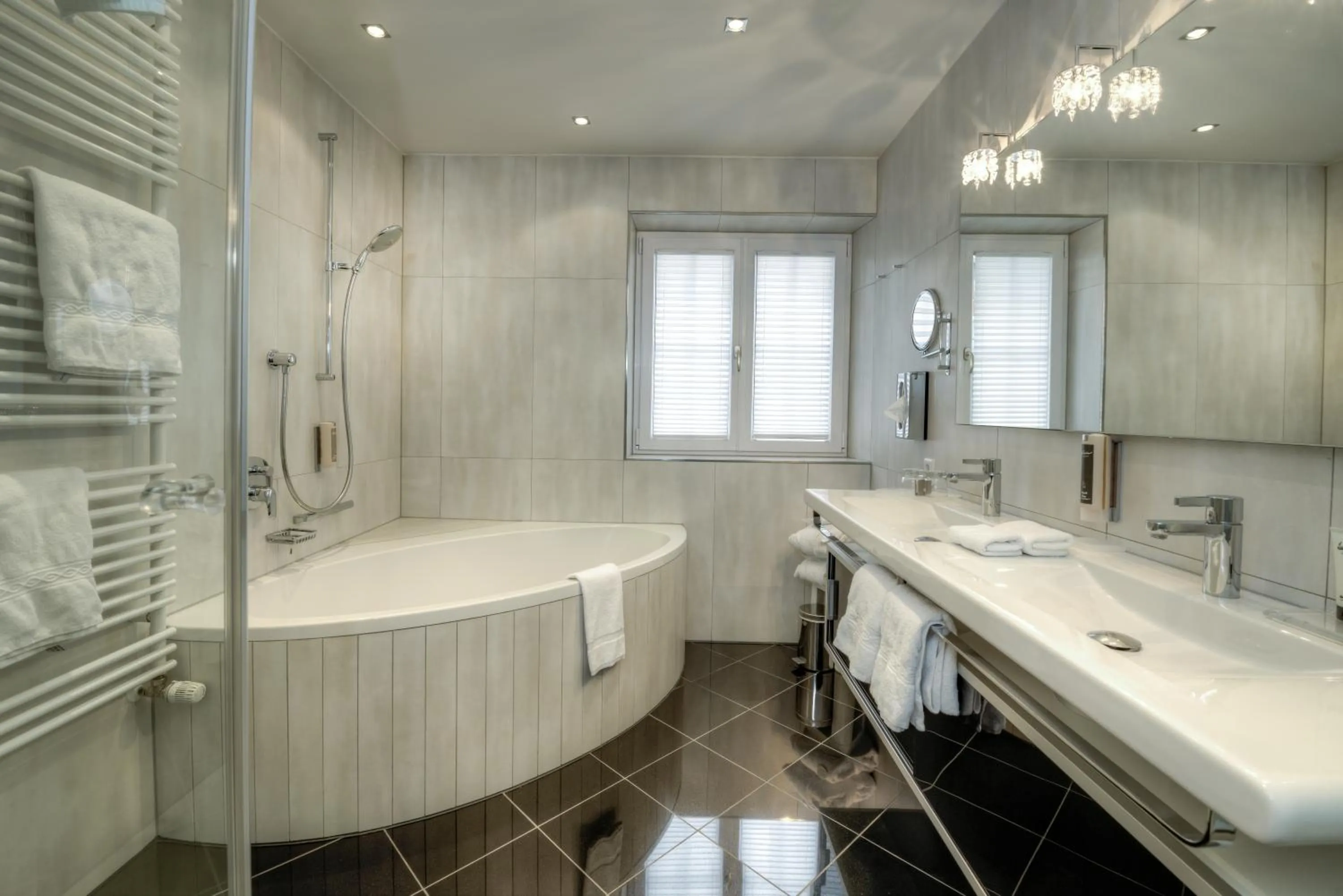 Bathroom in Hotel Brigitte