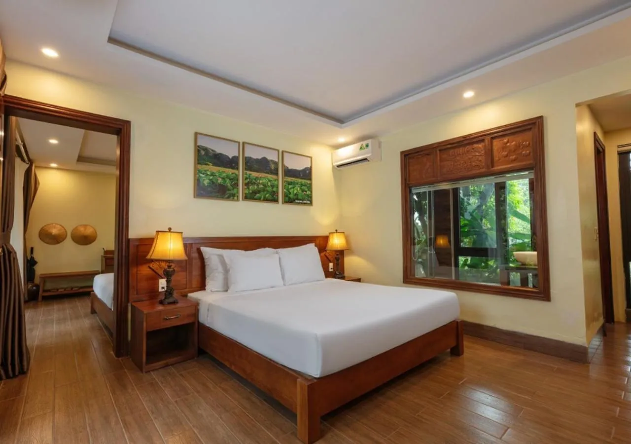 Bed in Bai Dinh Garden Resort & Spa
