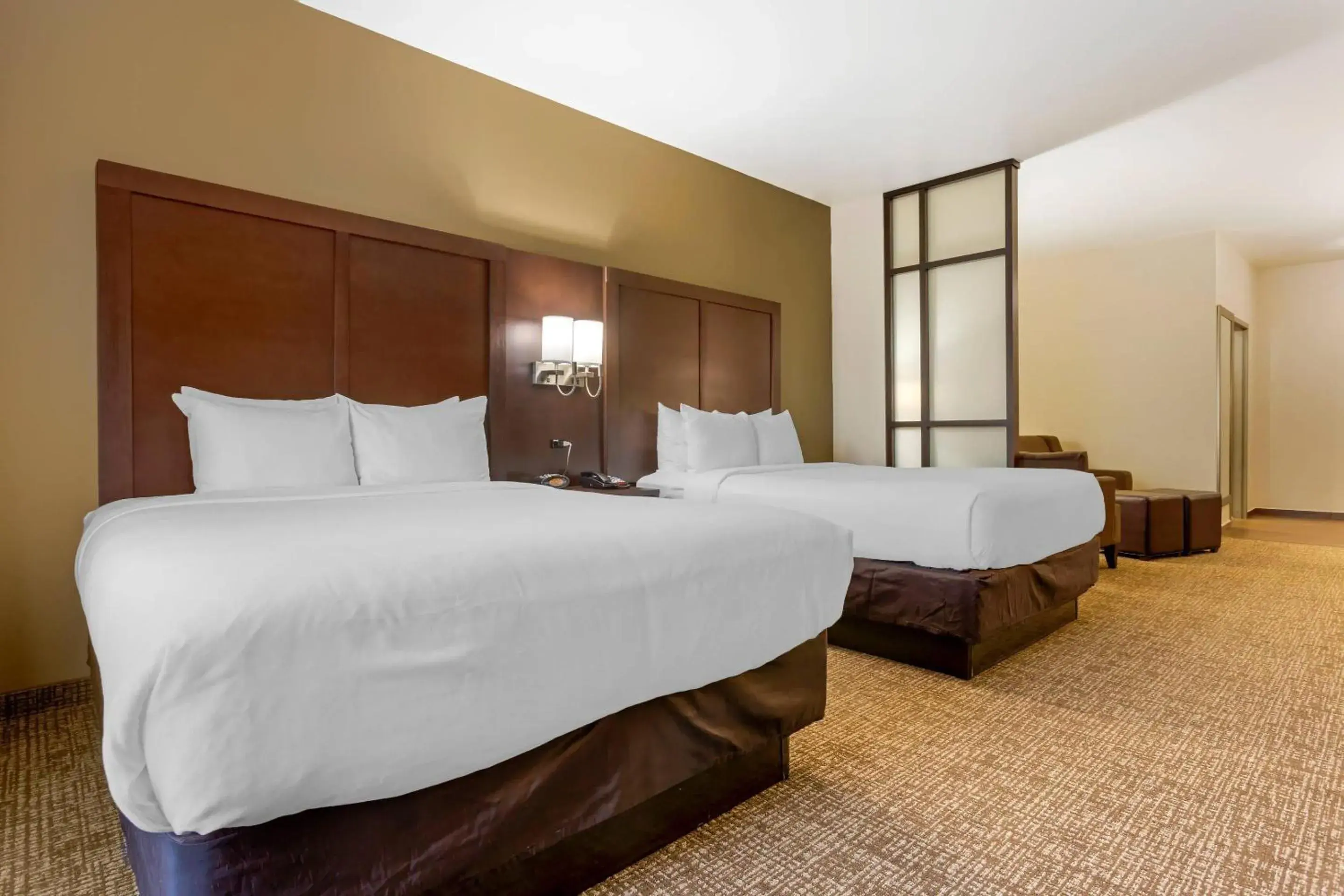 Bedroom, Bed in Comfort Suites Little Rock West Bedroom, Bed in Comfort Suites Little Rock West