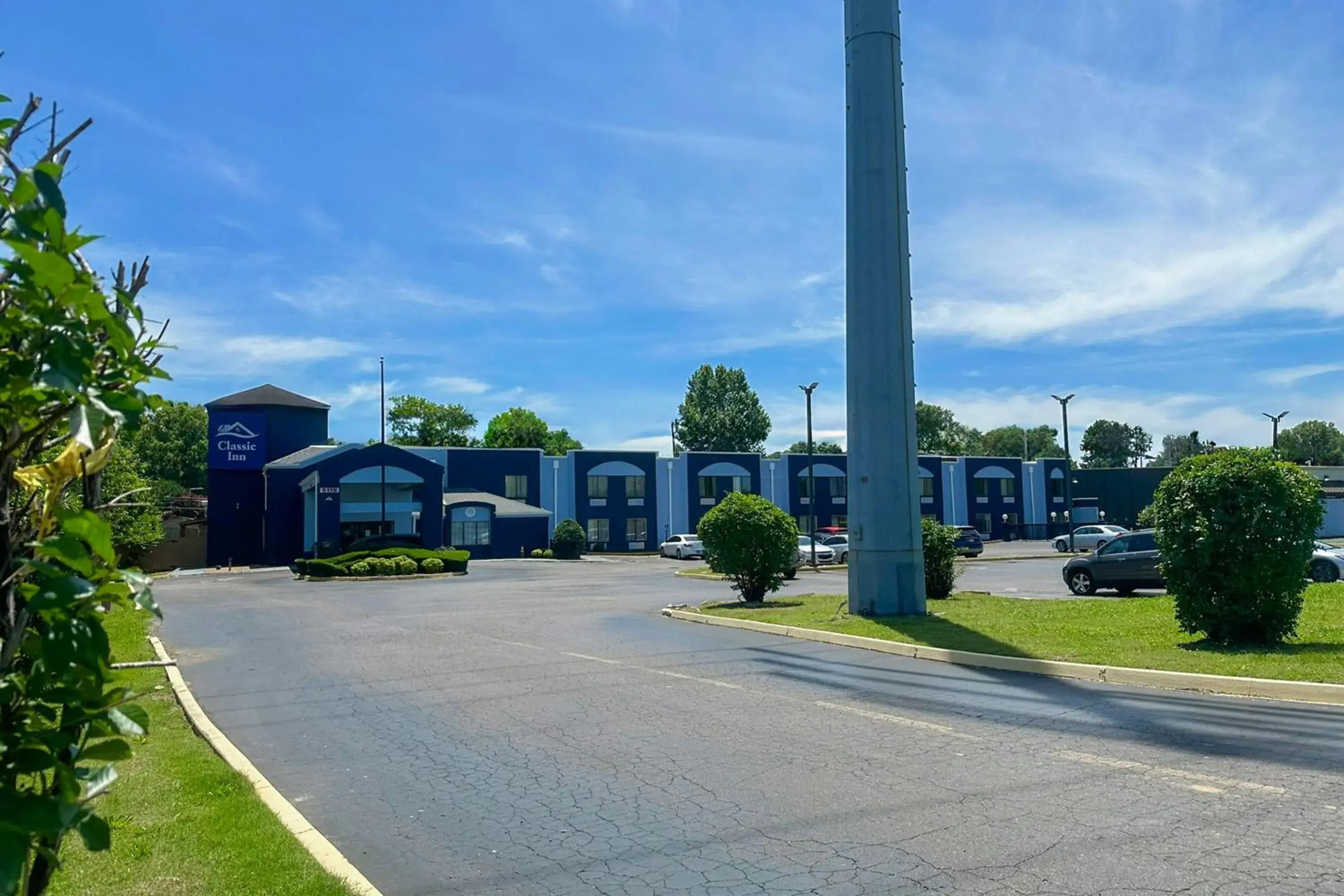 Facade/entrance in Classic Inn By Townhouse American Way Memphis I 240 Facade/entrance in Classic Inn By Townhouse American Way Memphis I 240