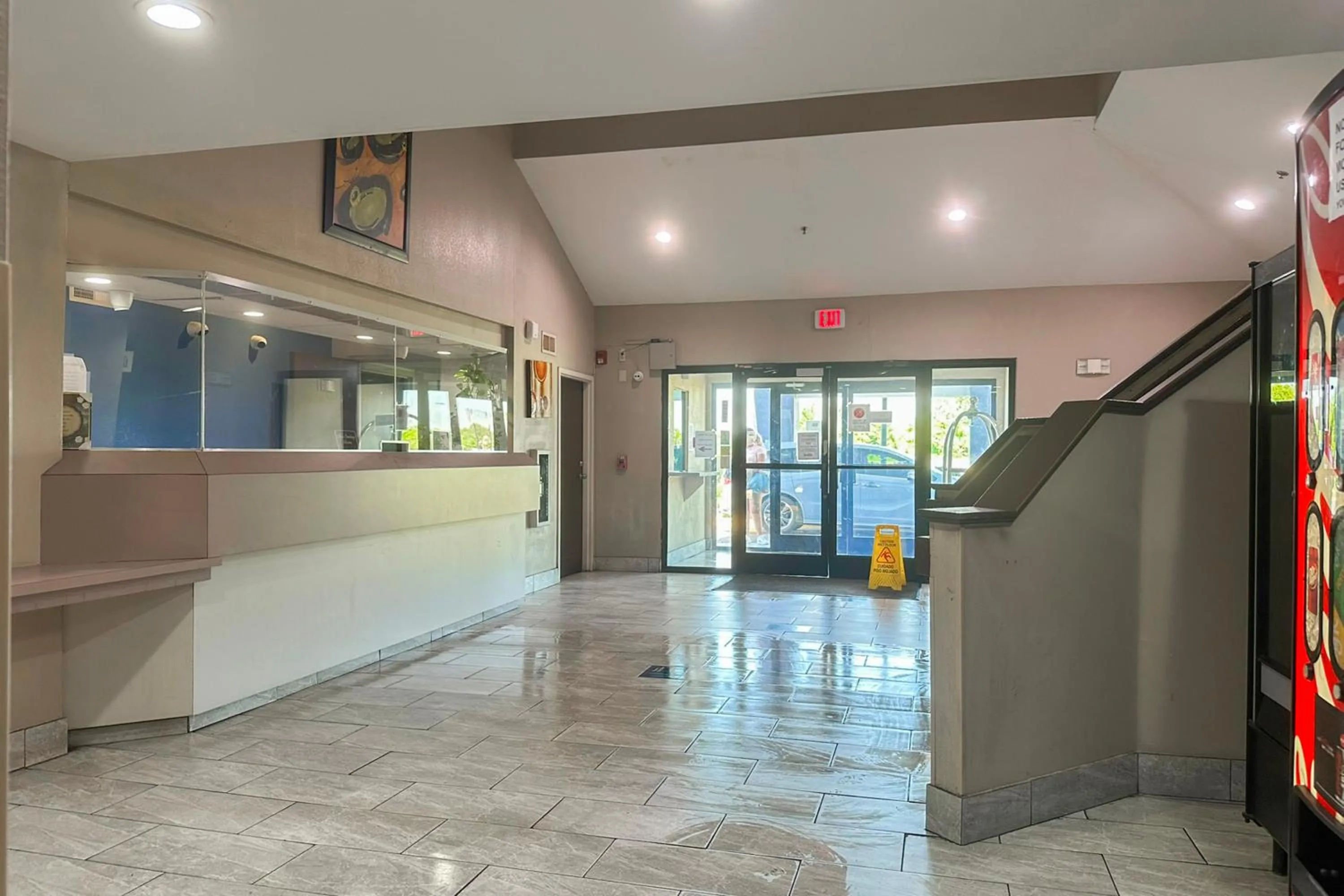 Lobby or reception in Classic Inn By Townhouse American Way Memphis I 240