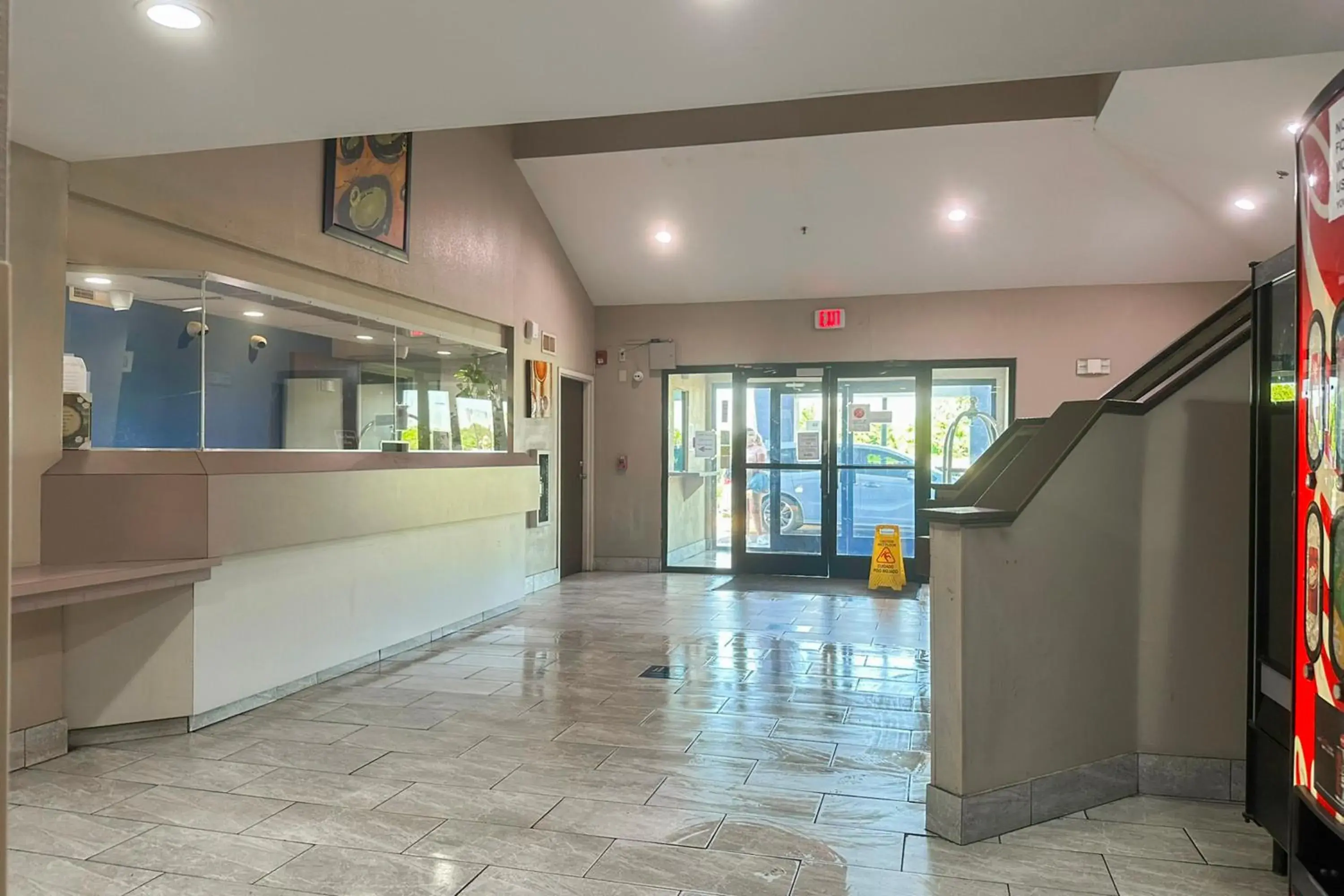 Lobby or reception in Classic Inn By OYO I- 240 Near Memphis Airport Lobby or reception in Classic Inn By OYO I- 240 Near Memphis Airport