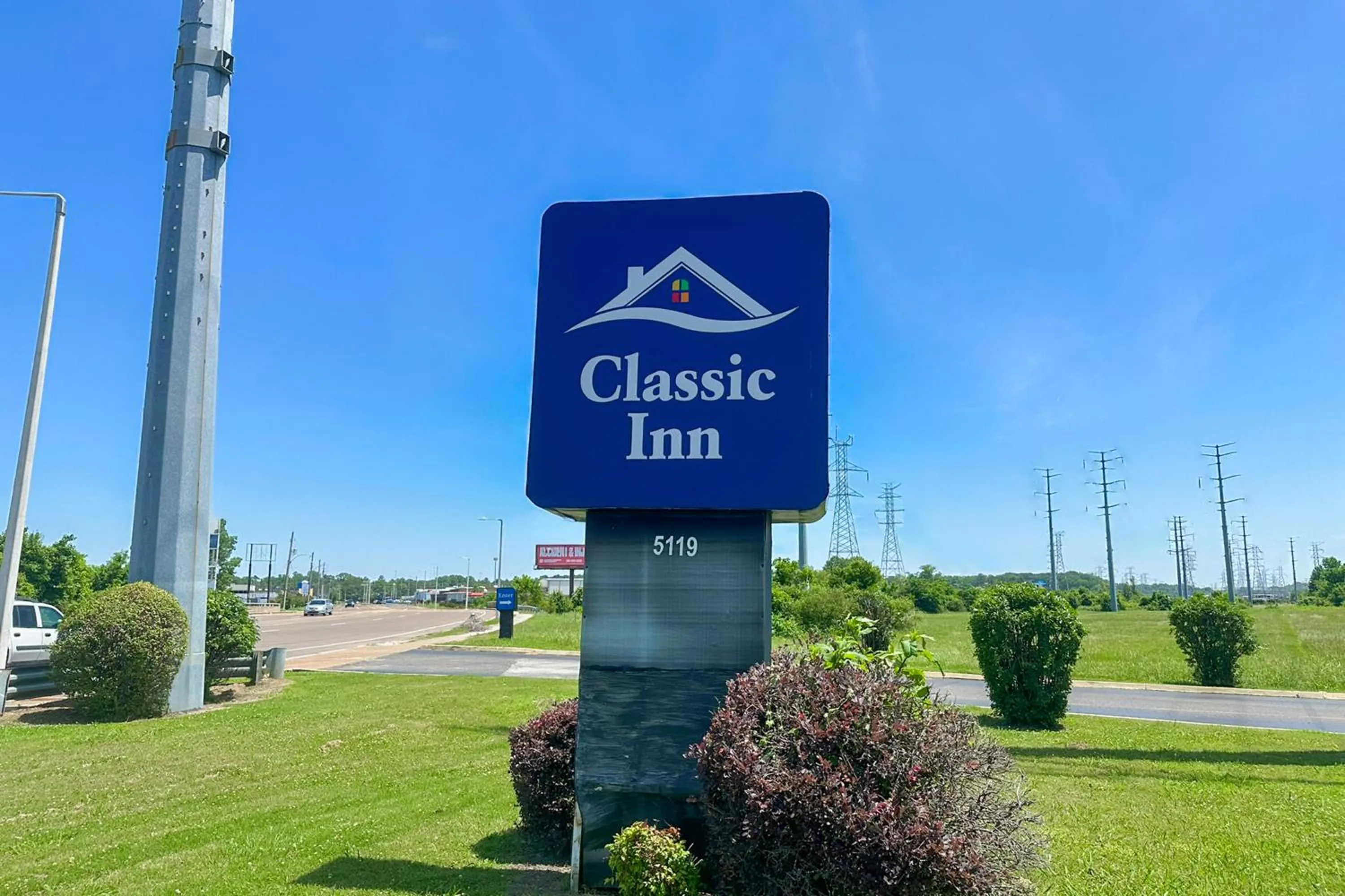 Facade/entrance in Classic Inn By Townhouse American Way Memphis I 240