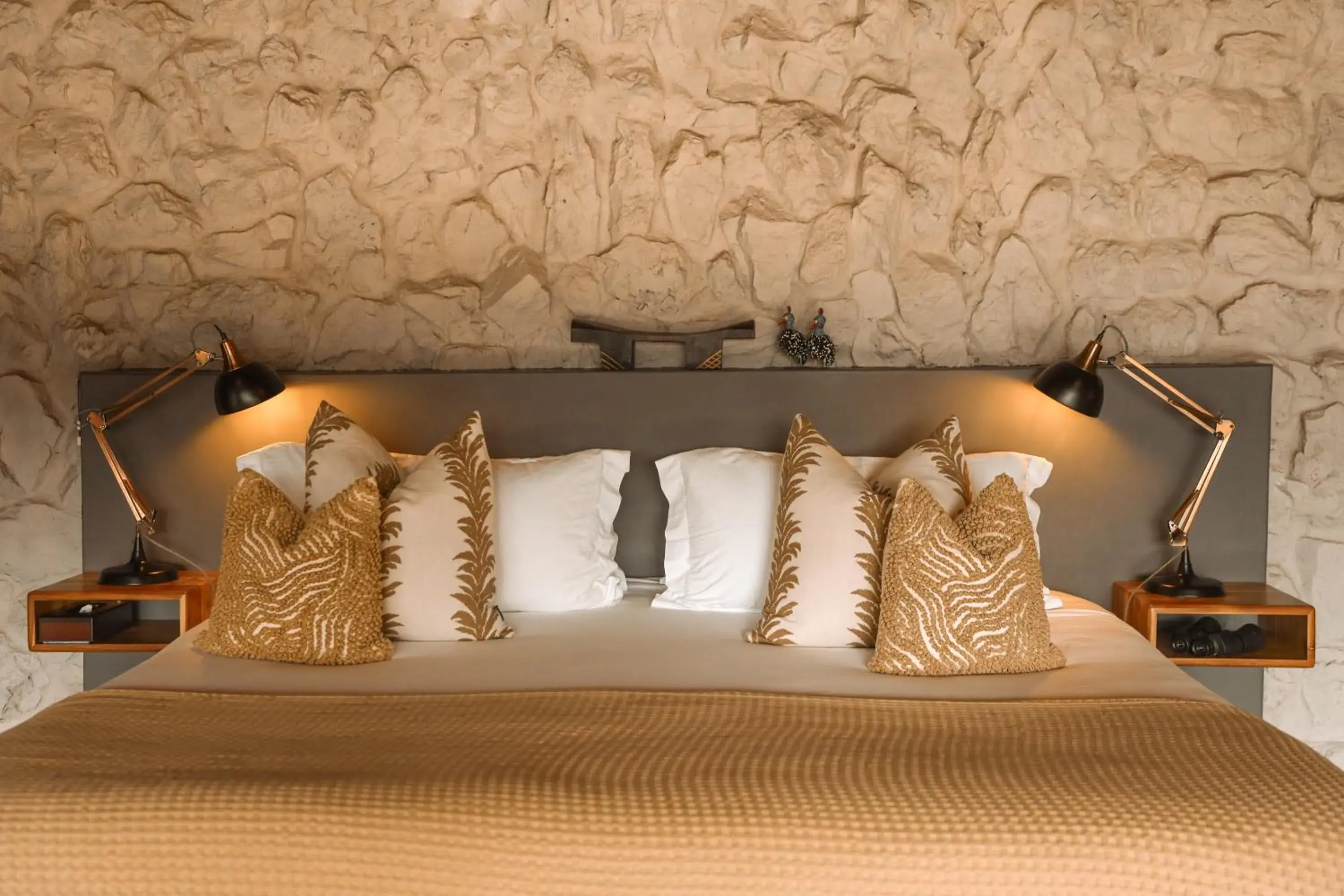 Bedroom, Bed in Leopard Mountain Safari Lodge Bedroom, Bed in Leopard Mountain Safari Lodge