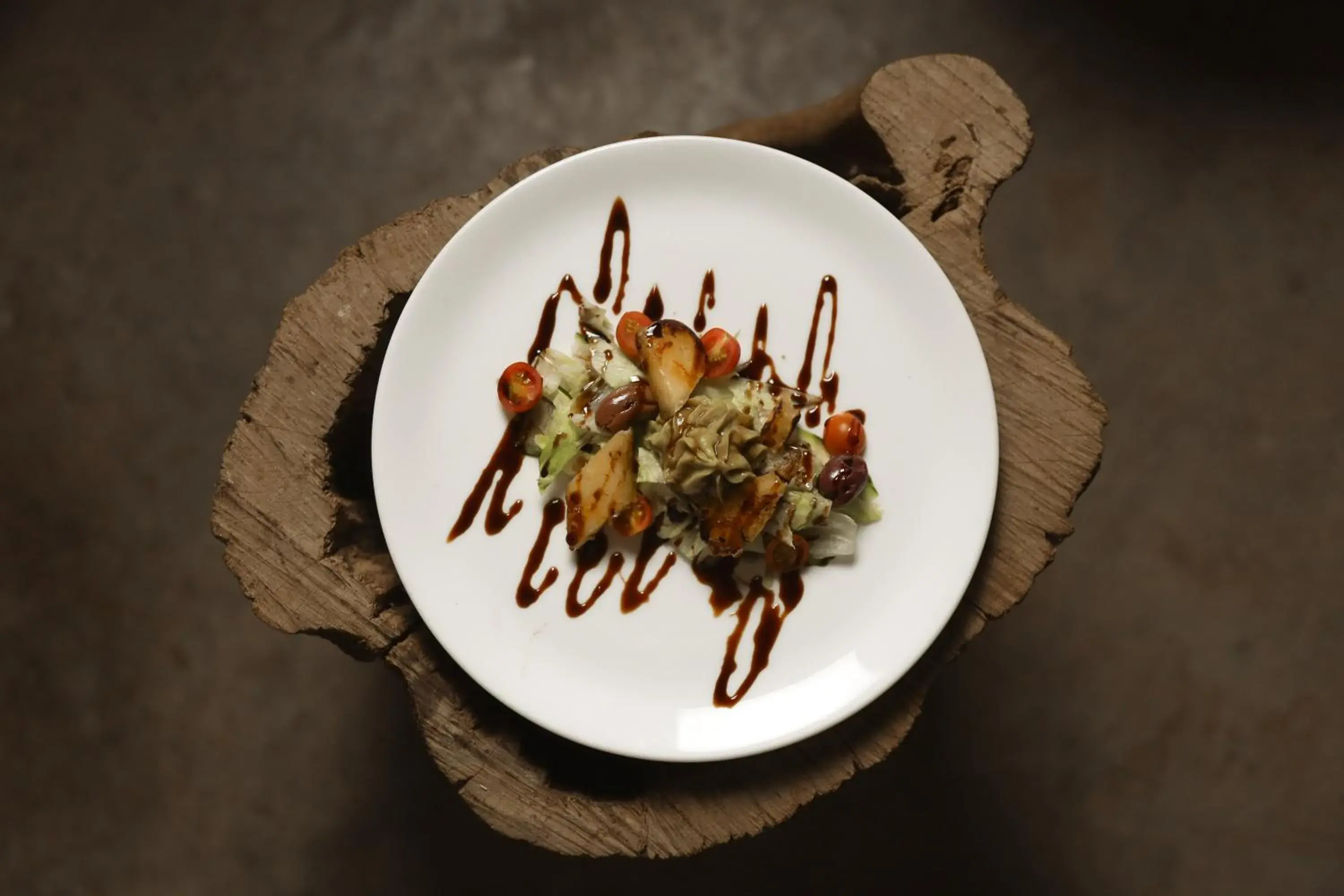 Food and drinks in Leopard Mountain Safari Lodge Food and drinks in Leopard Mountain Safari Lodge