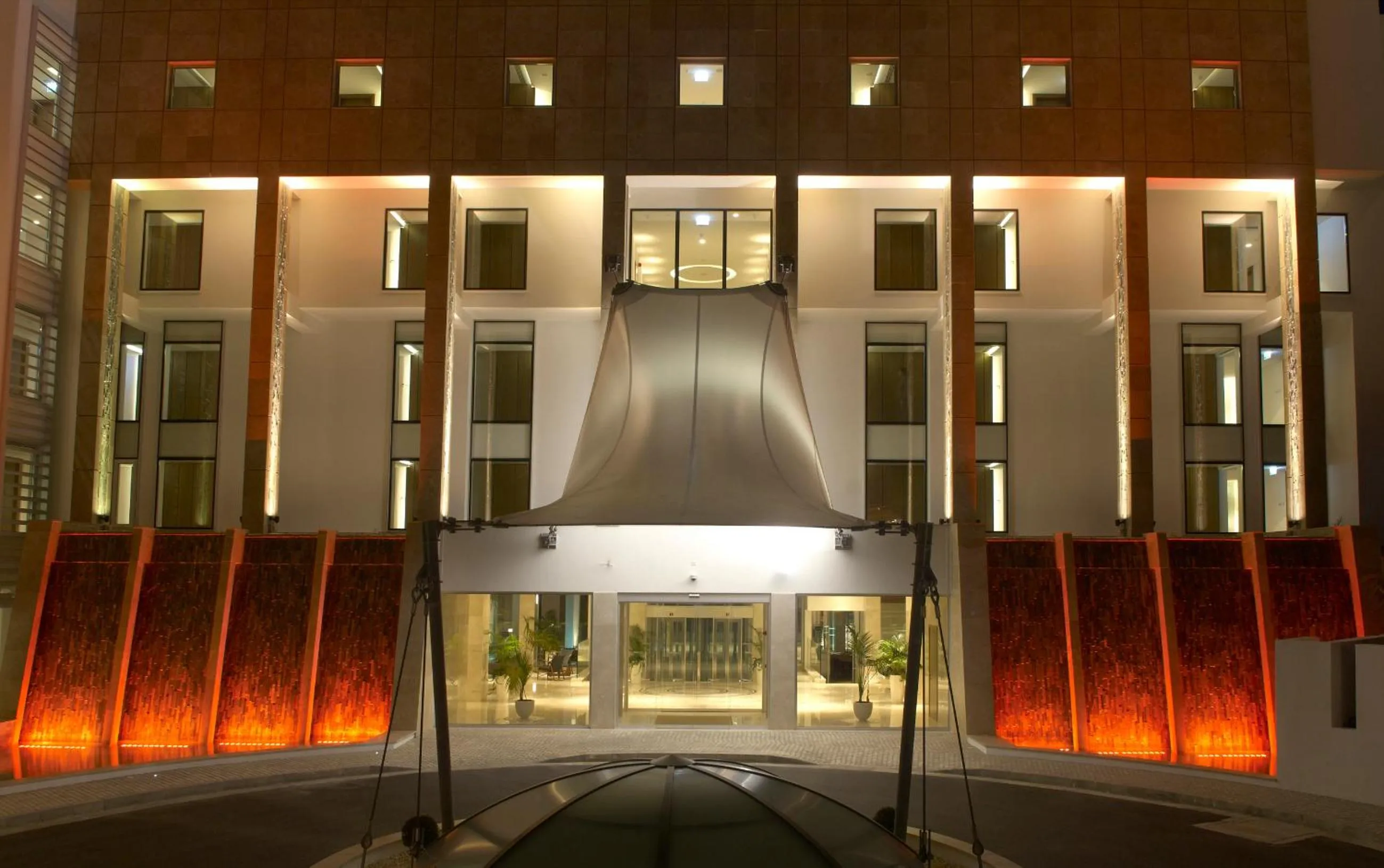 Facade/entrance in Sunrise Pearl Hotel & Spa