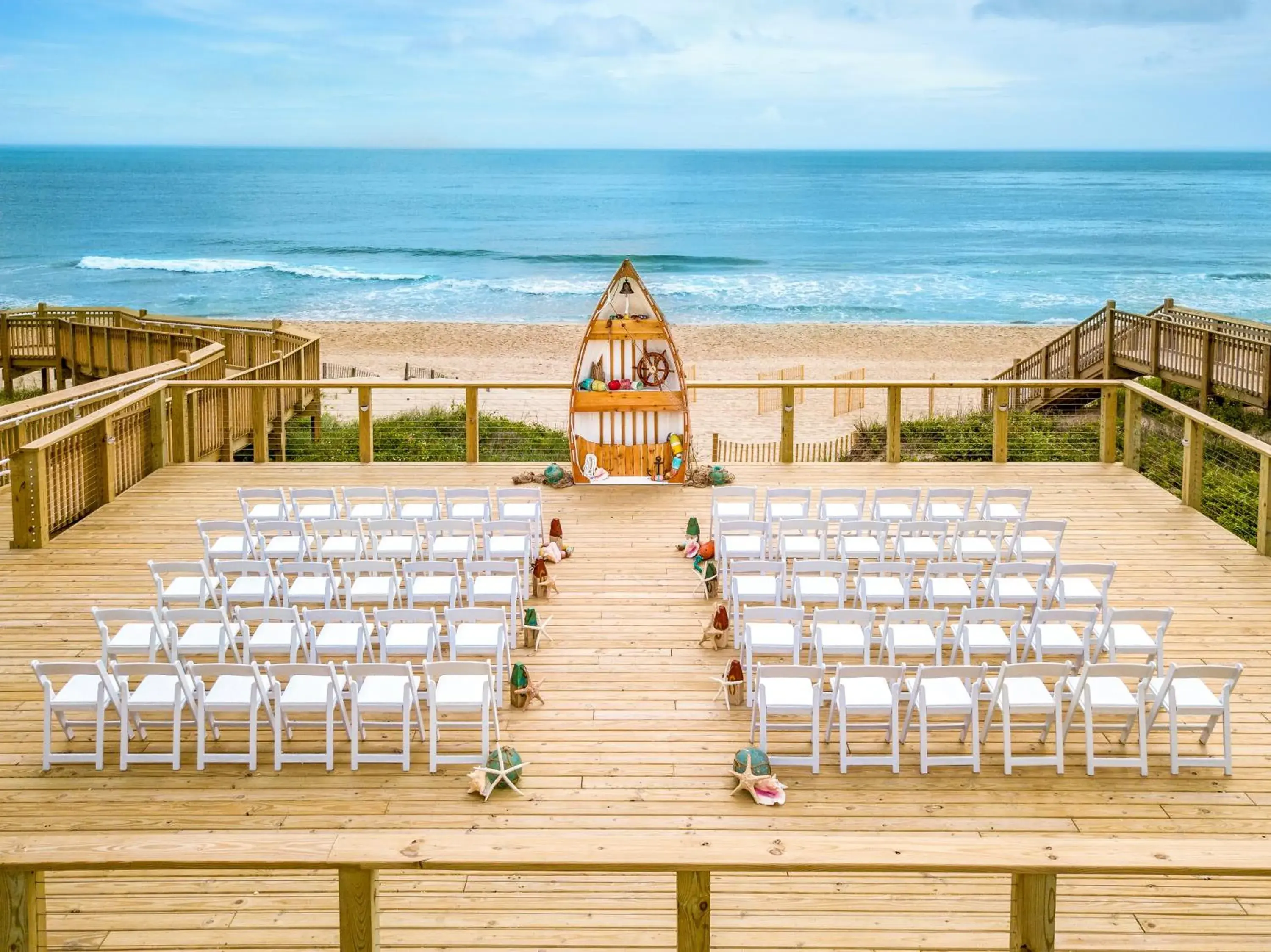 Property building in Ramada Plaza by Wyndham Nags Head Oceanfront Property building in Ramada Plaza by Wyndham Nags Head Oceanfront