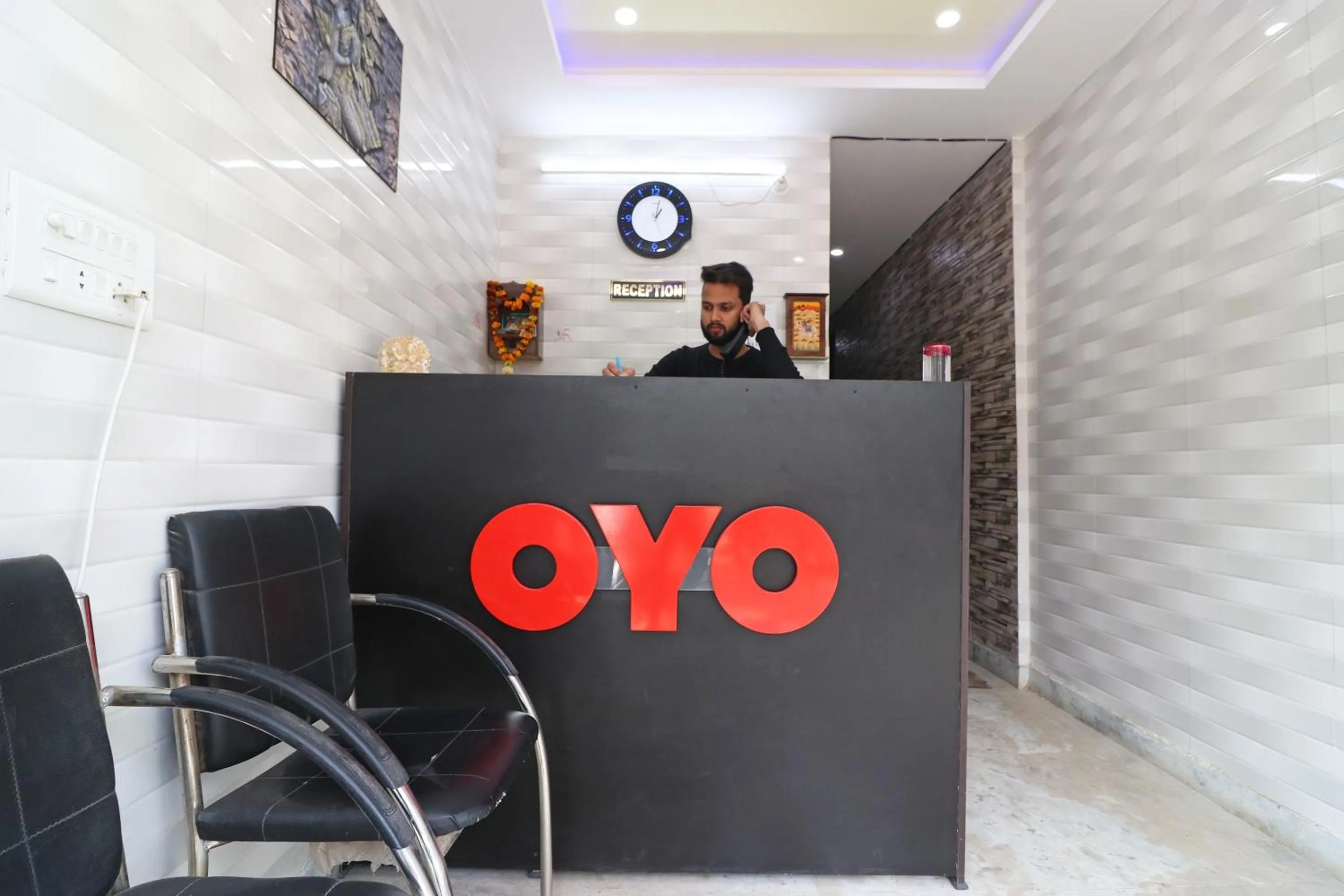 Lobby or reception in Hotel O Zaki Hs Near Taj Mahal