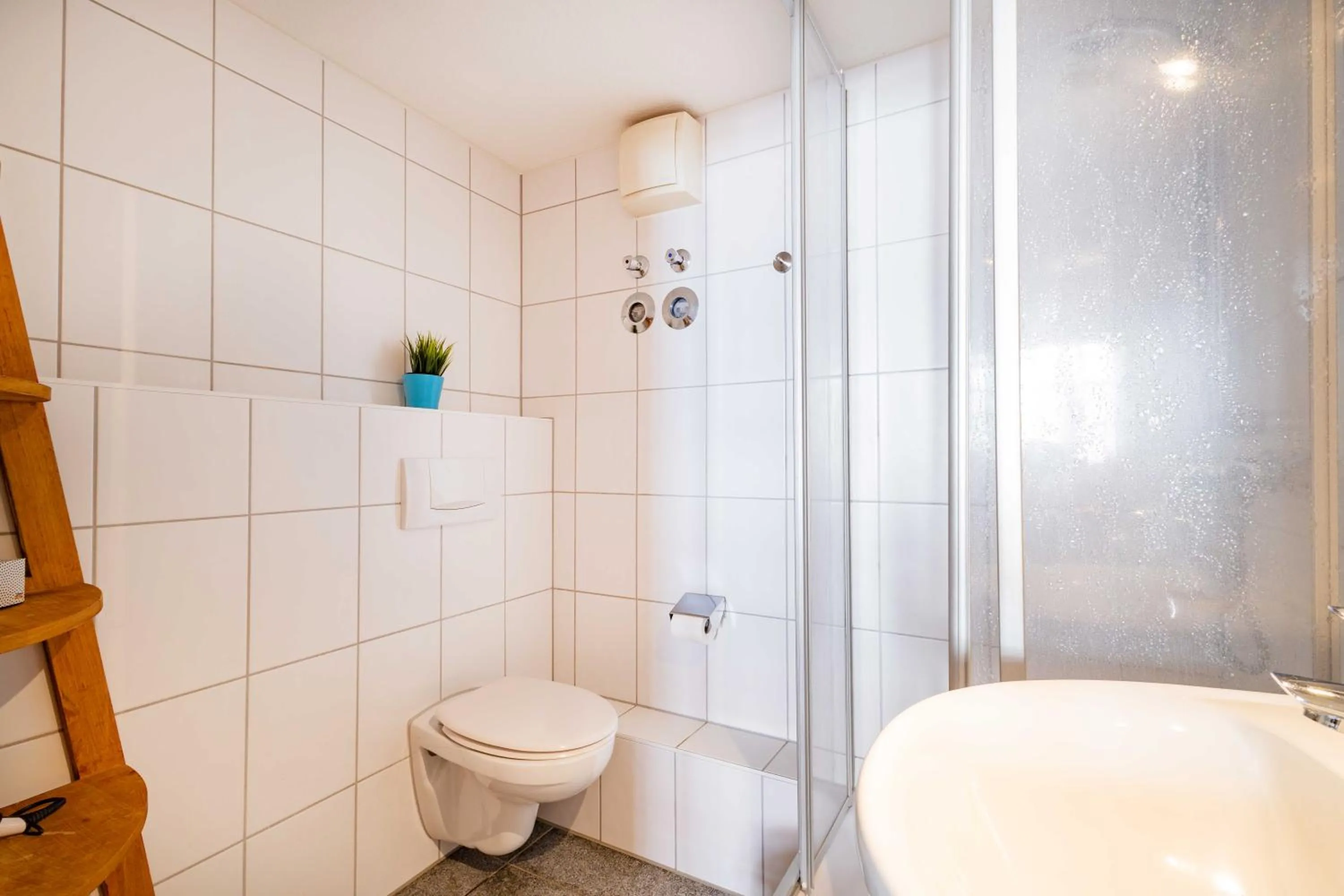 Shower in StayInn Apartments City Center