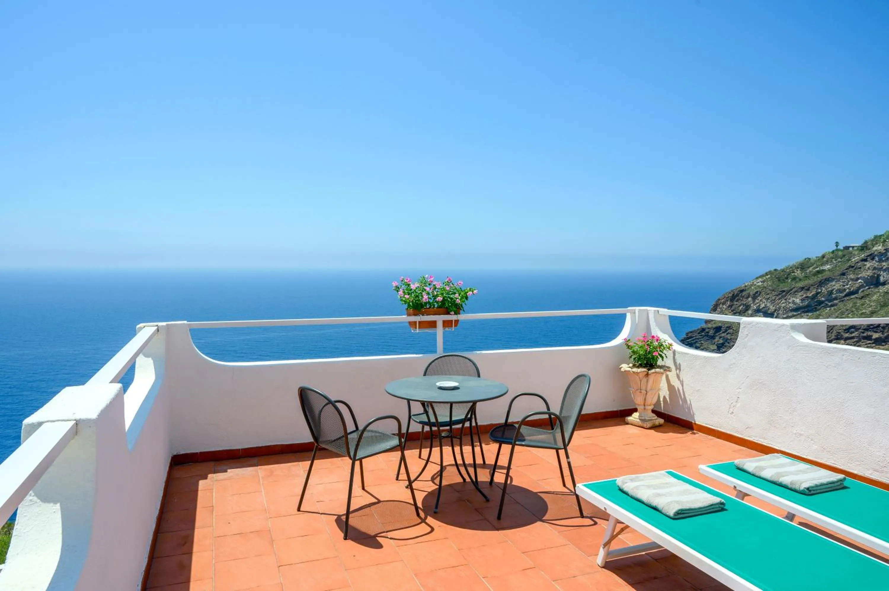 Sea view in Hotel Grazia alla Scannella