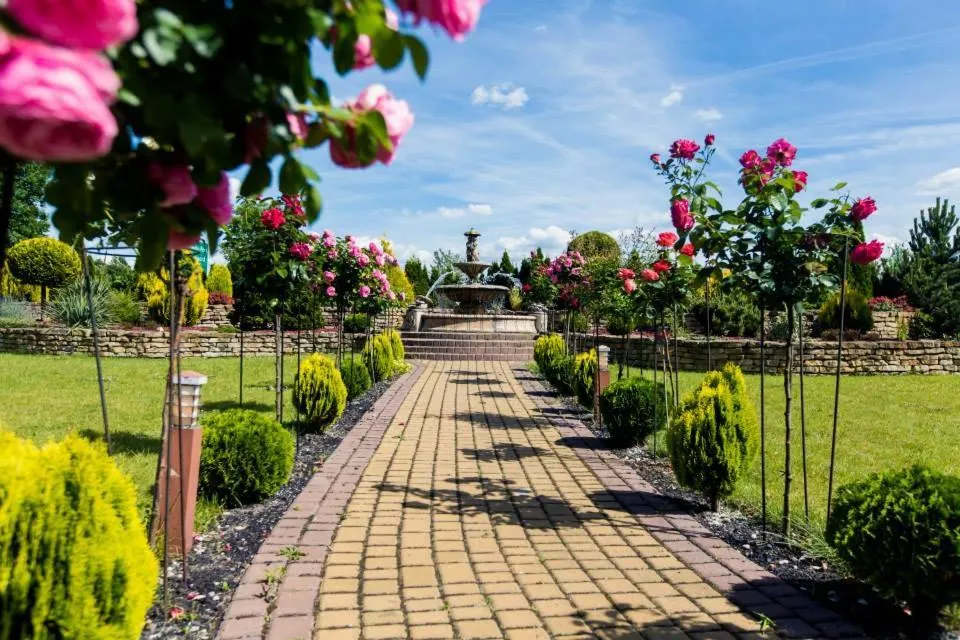 Garden in HOTEL LORD