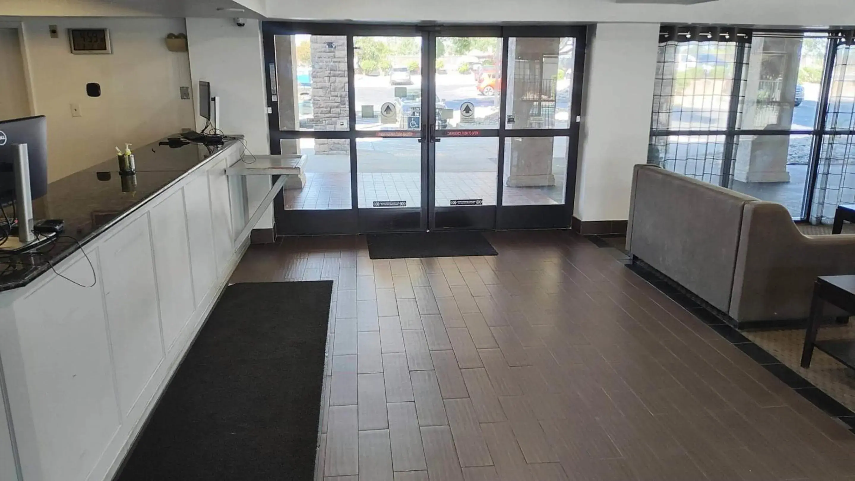 Lobby or reception in Rancho Cordova Inn Lobby or reception in Rancho Cordova Inn