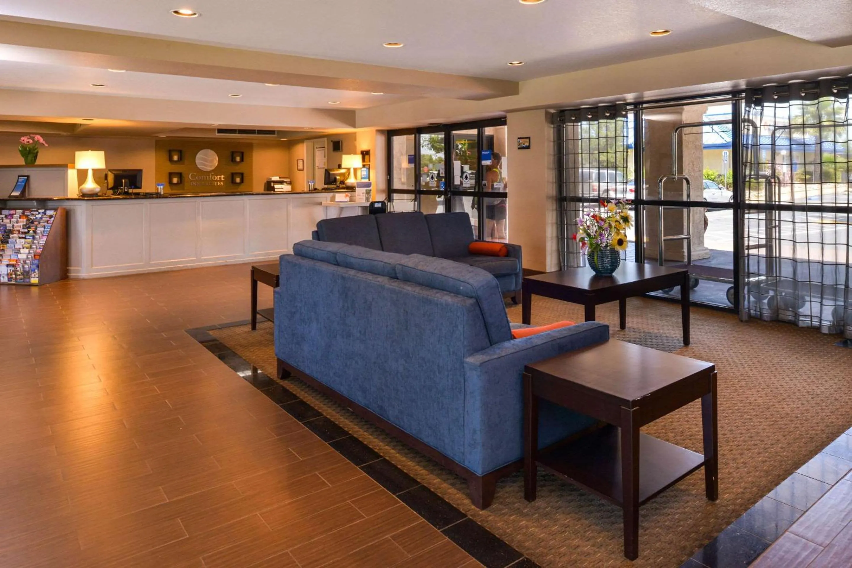 Lobby or reception in Rancho Cordova Inn