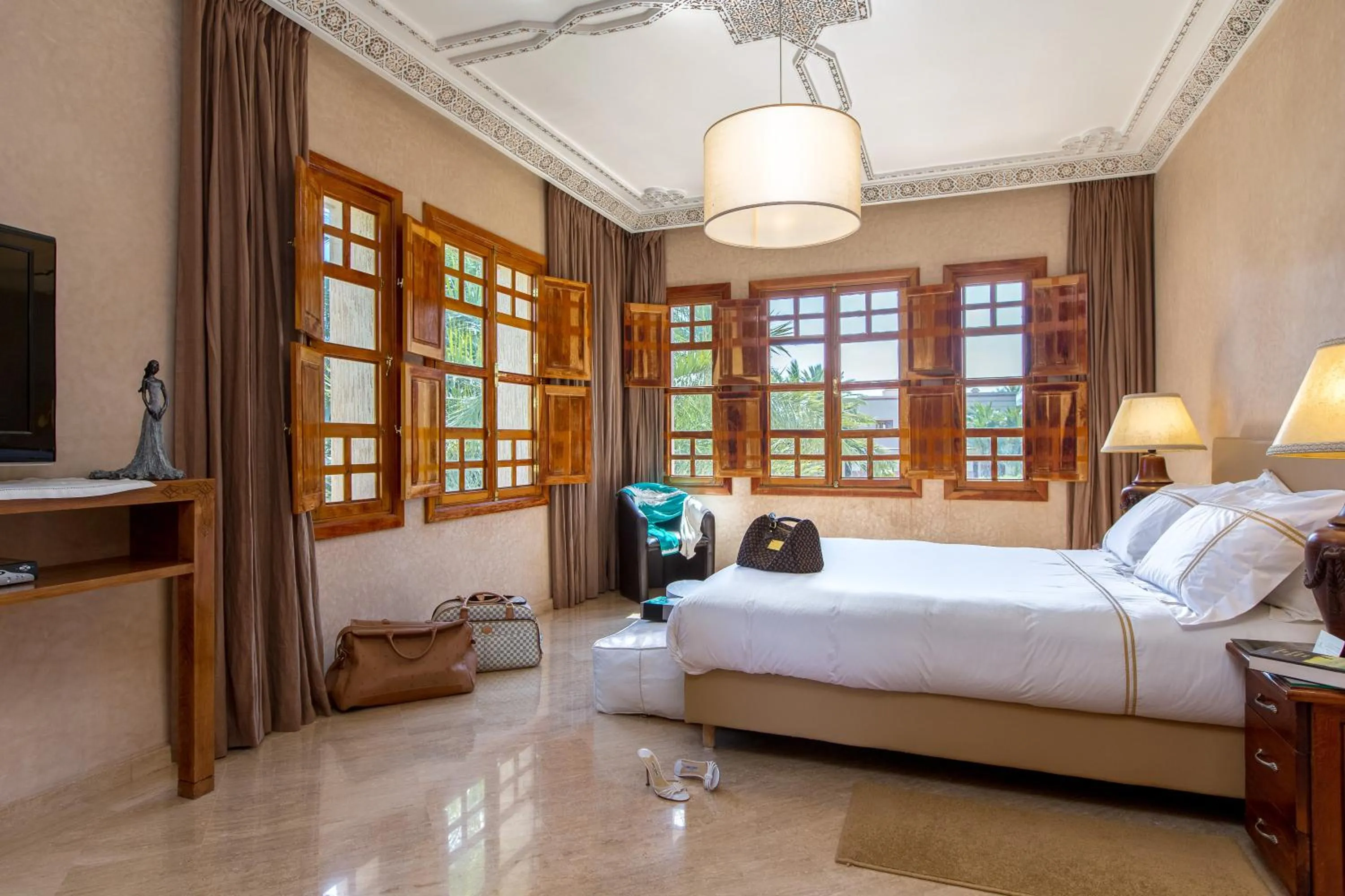 TV and multimedia, Bed in Domaine Rosaroum