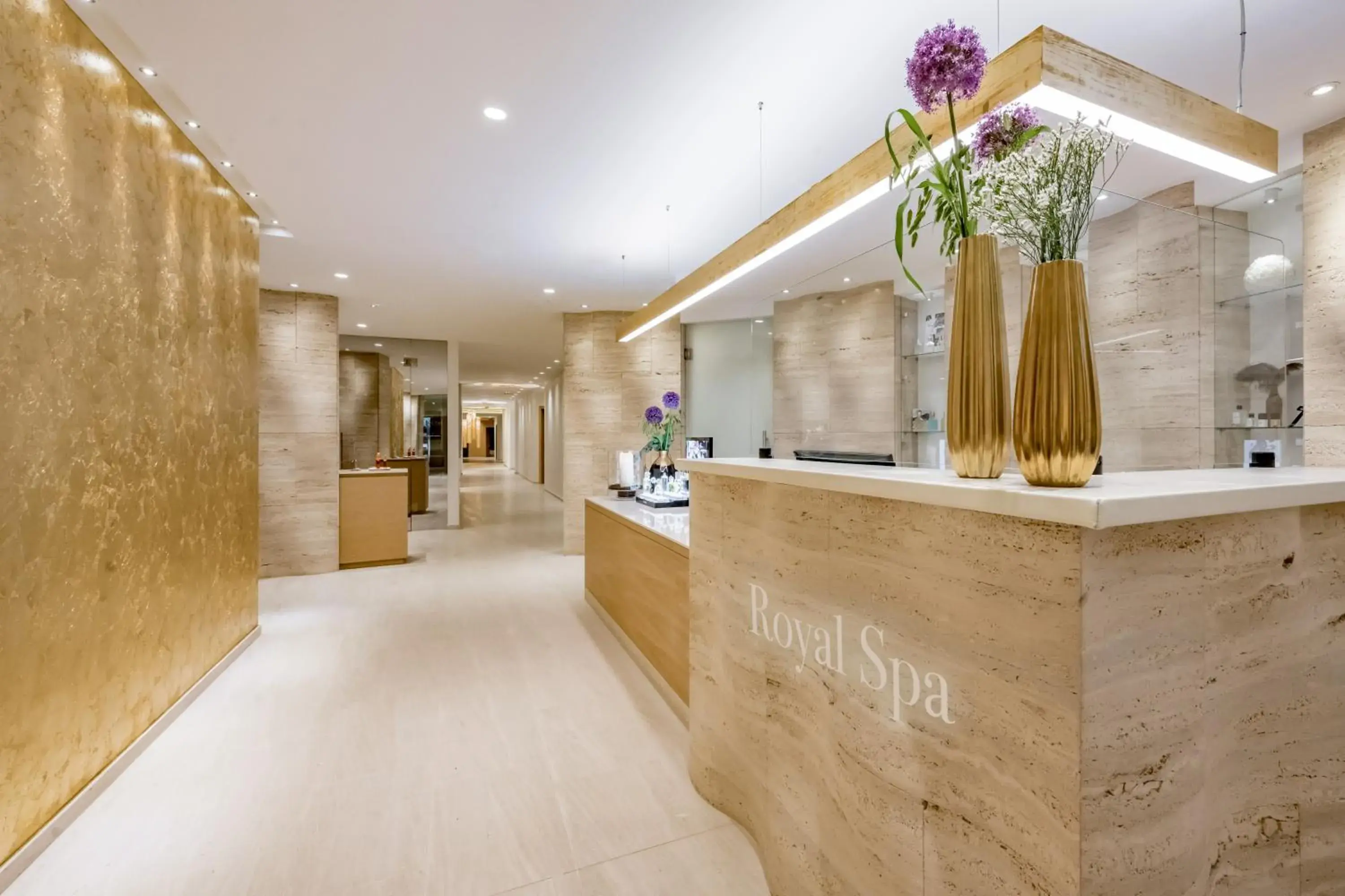 Spa and wellness centre/facilities, Lobby/Reception in Hotel Trofana Royal