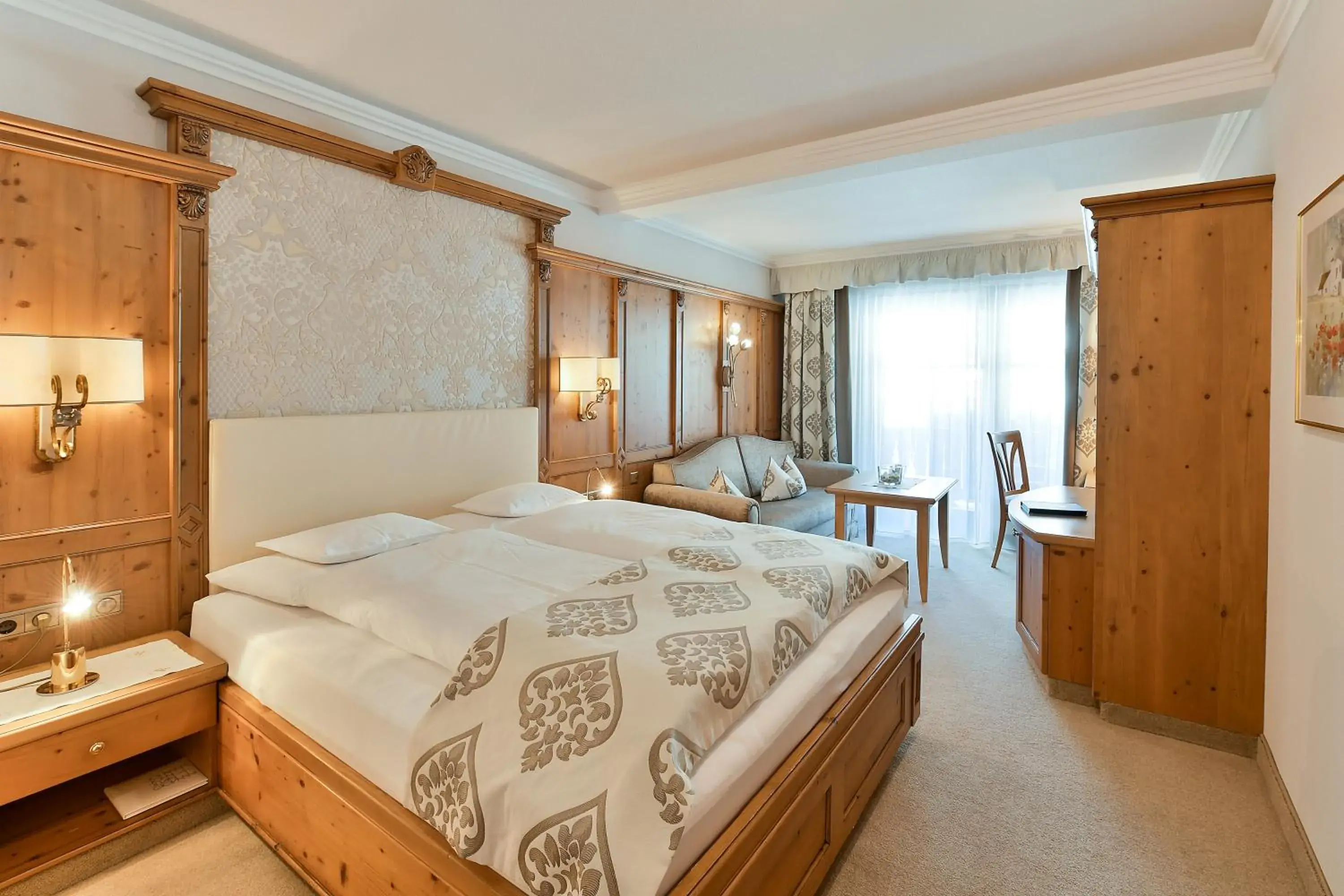 Photo of the whole room, Bed in Hotel Trofana Royal