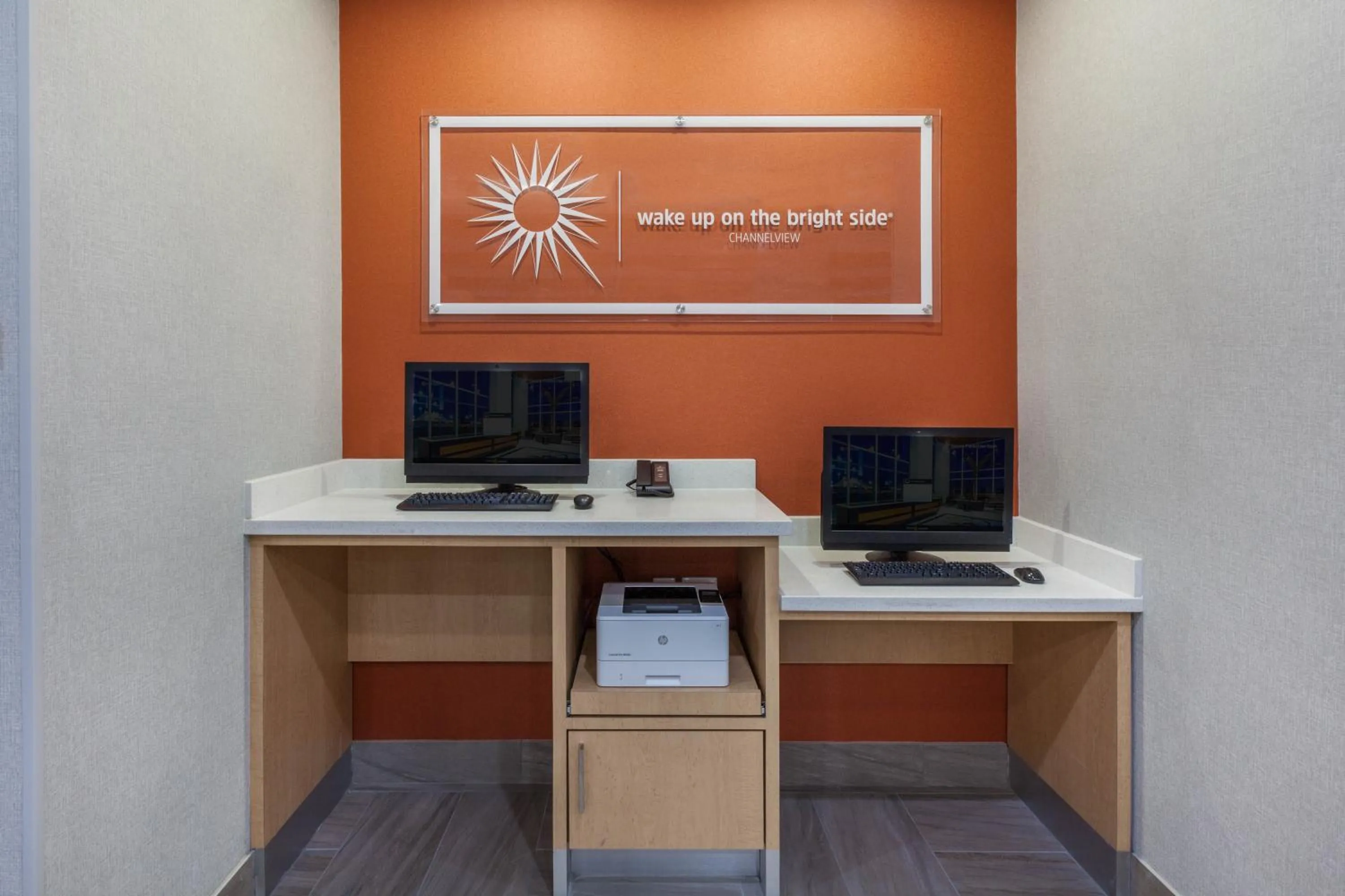 Business facilities in La Quinta by Wyndham Houston East at Sheldon Rd