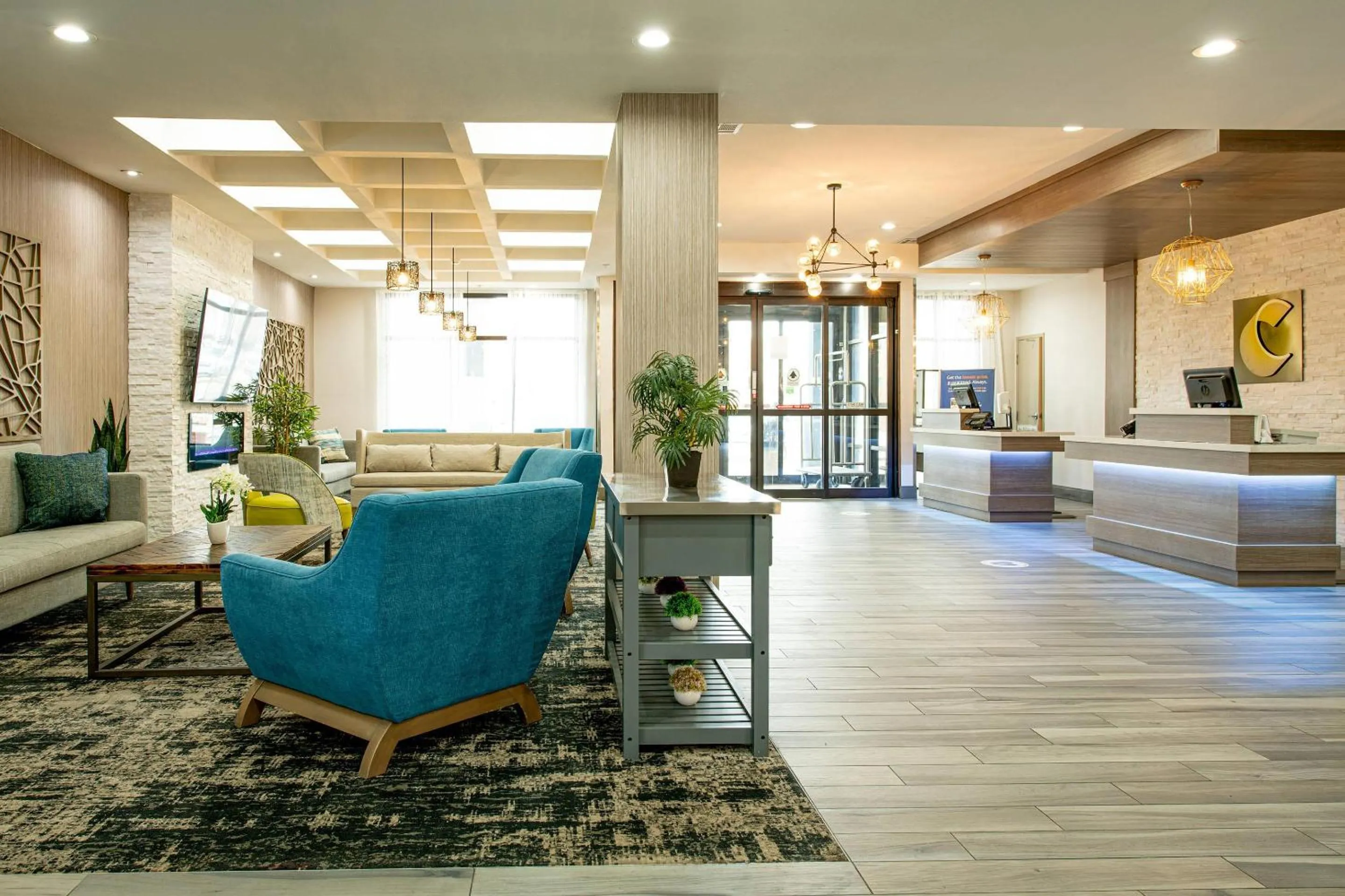 Lobby or reception in Comfort Suites Oil Center