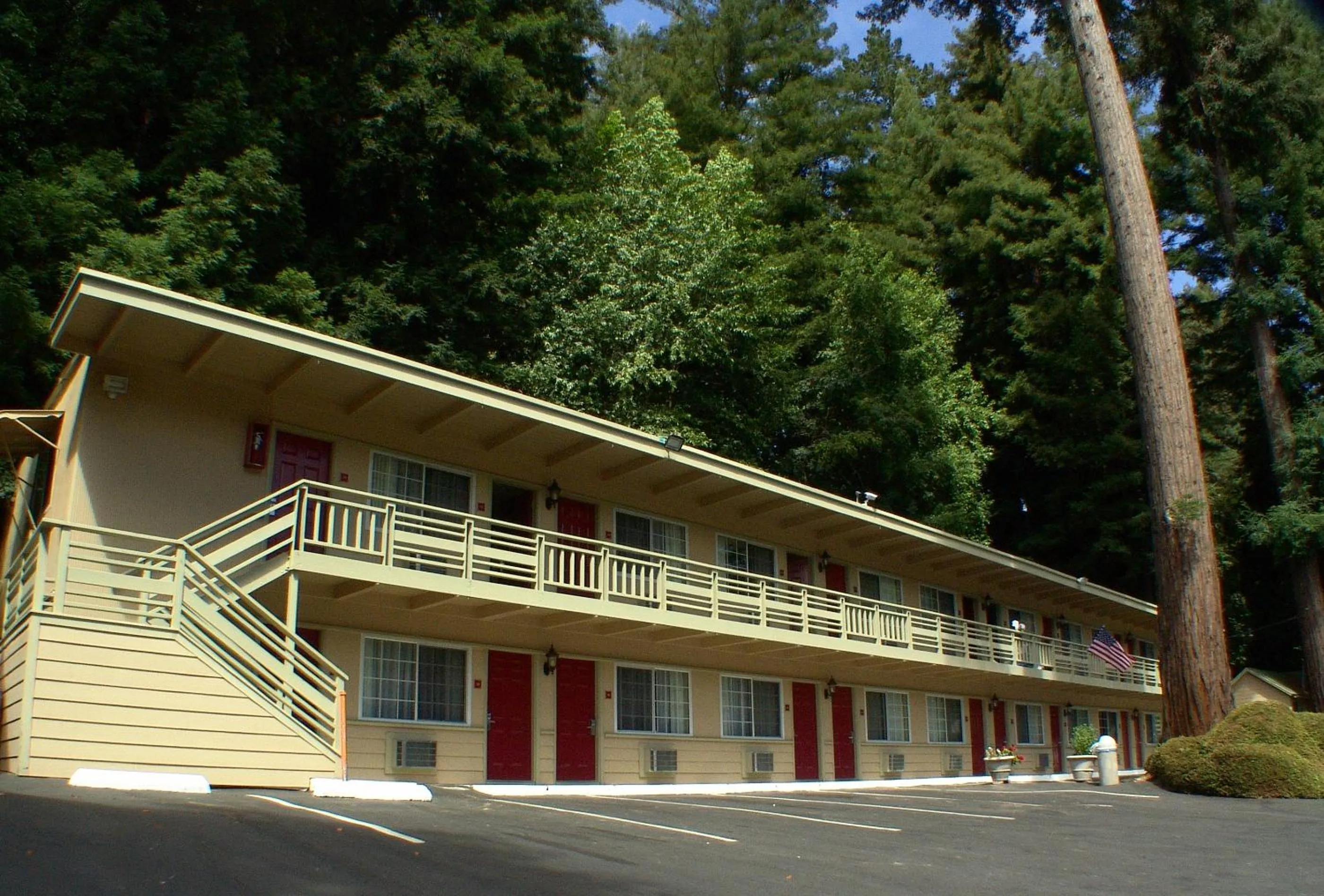 Quality Inn & Suites Santa Cruz Mountains