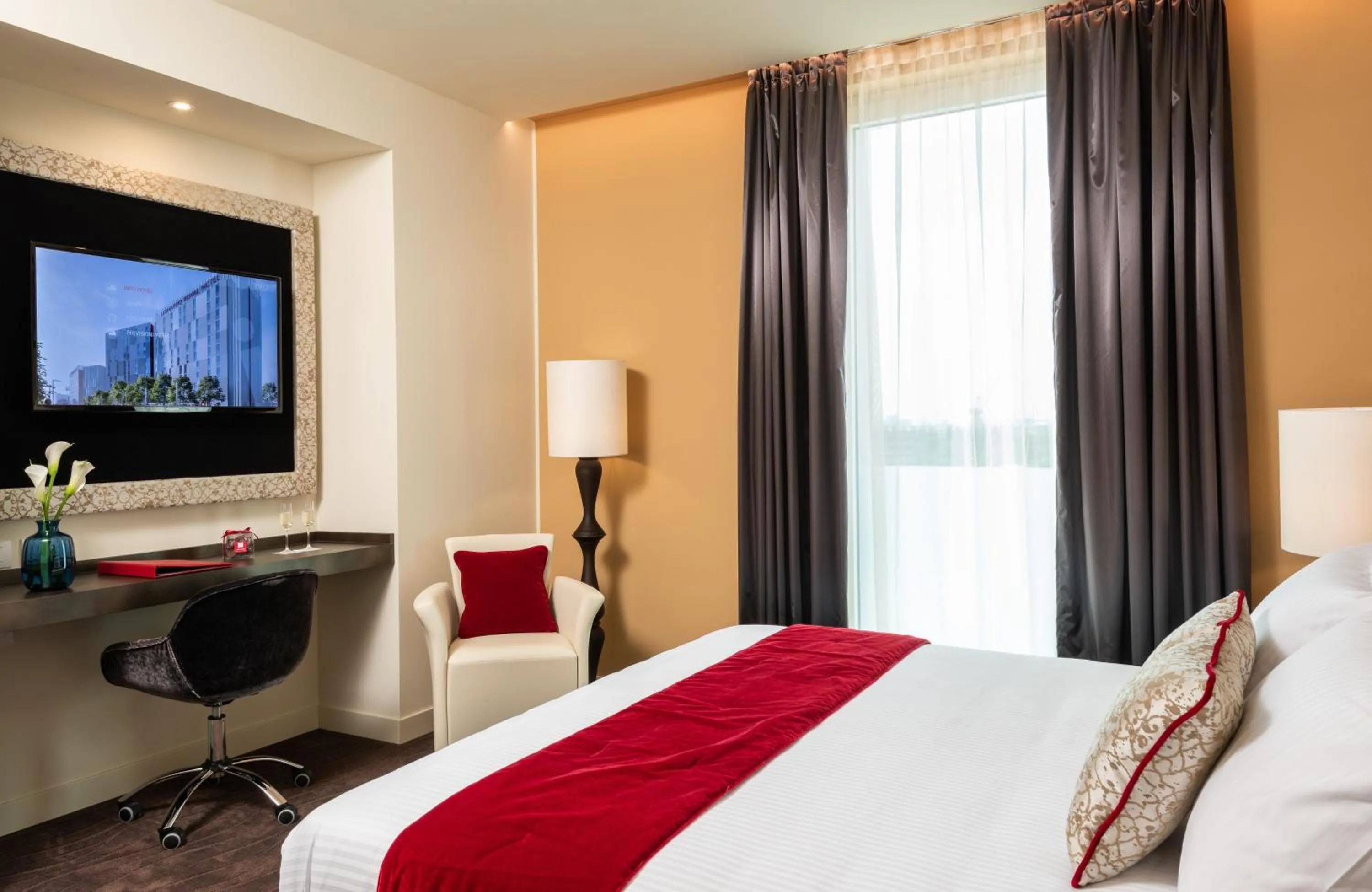 Bedroom, Bed in Leonardo Royal Hotel Venice Mestre