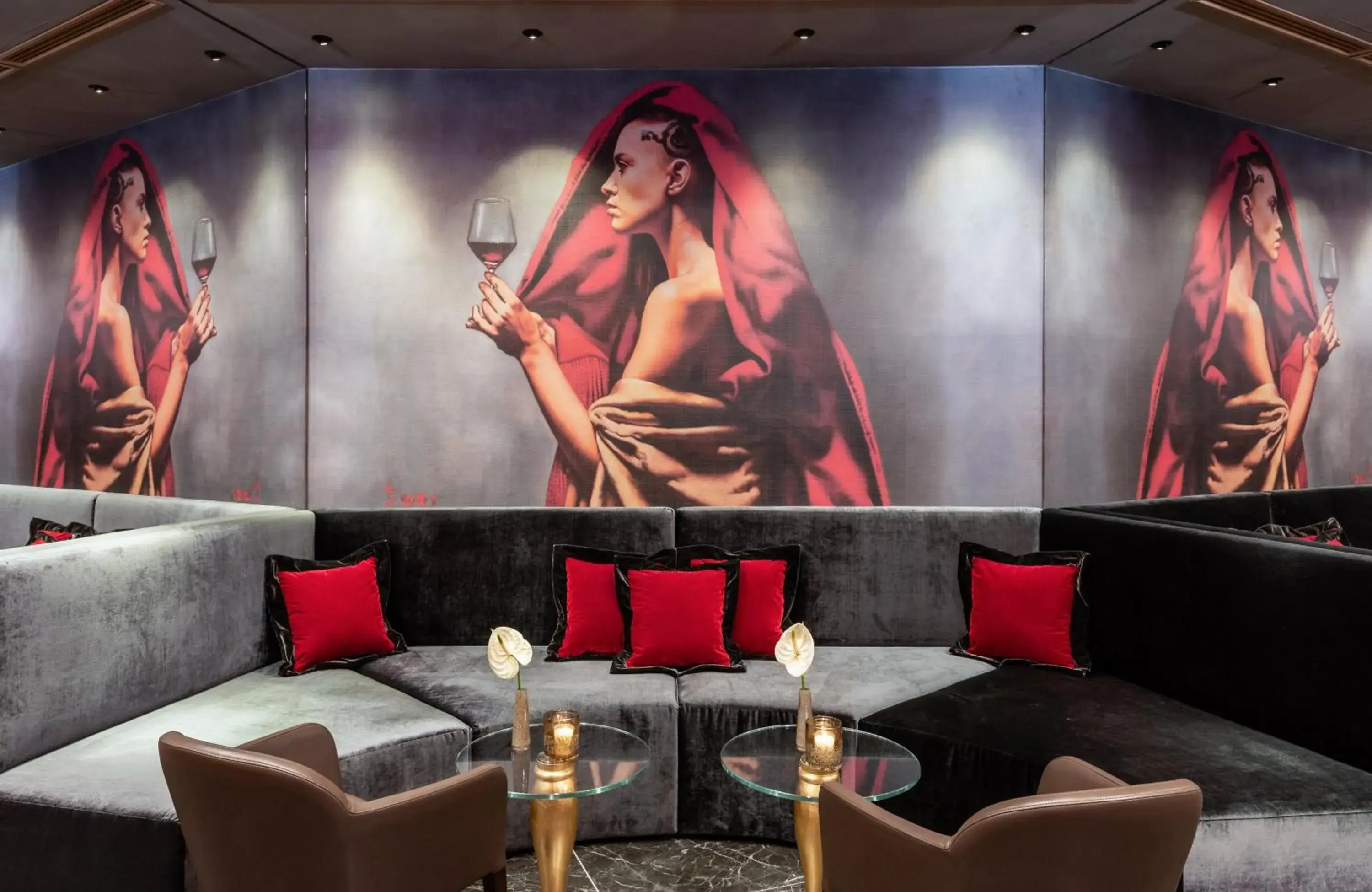 Lobby or reception in Leonardo Royal Hotel Venice Mestre Lobby or reception in Leonardo Royal Hotel Venice Mestre