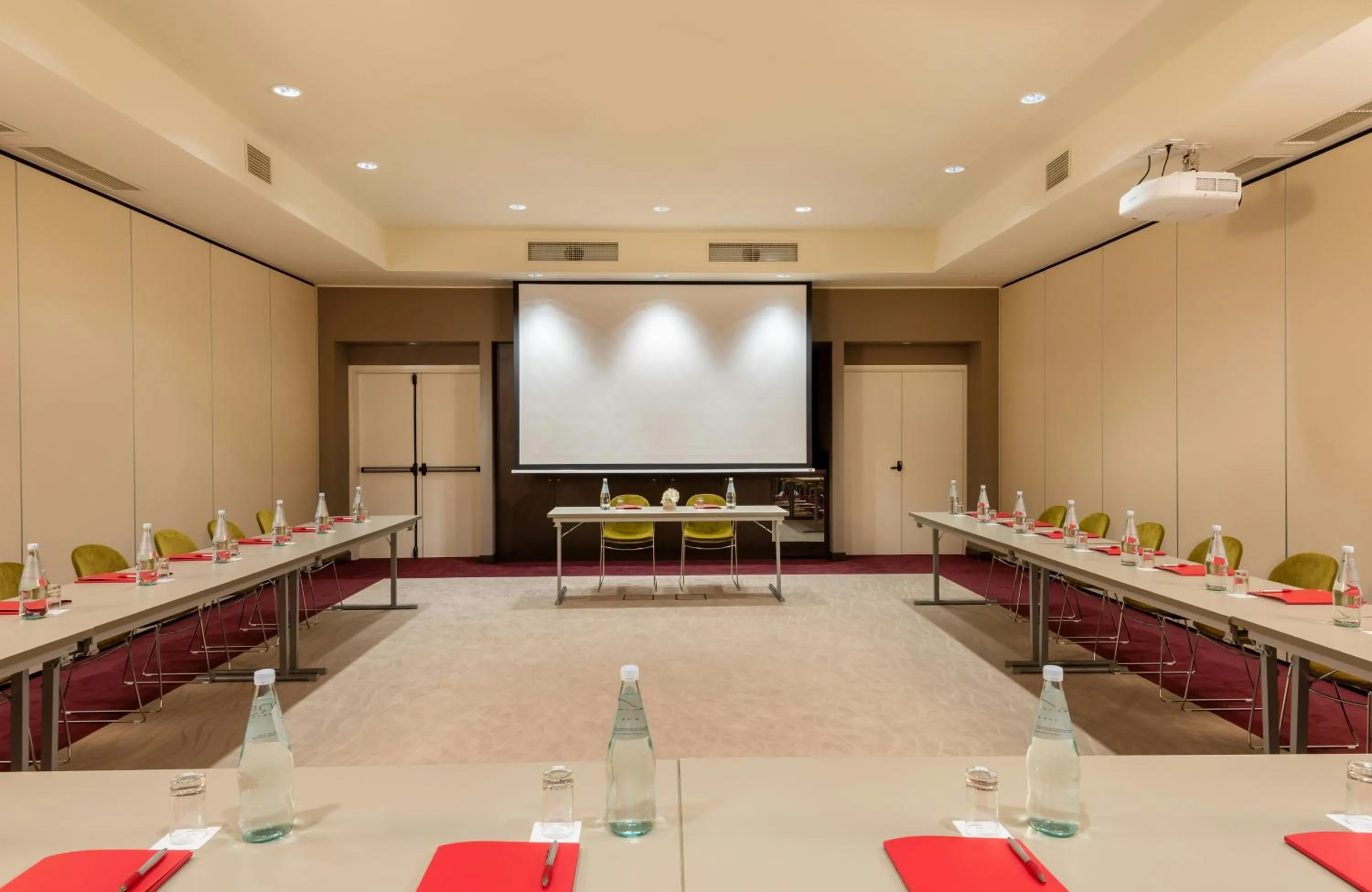 Meeting/conference room in Leonardo Royal Hotel Venice Mestre