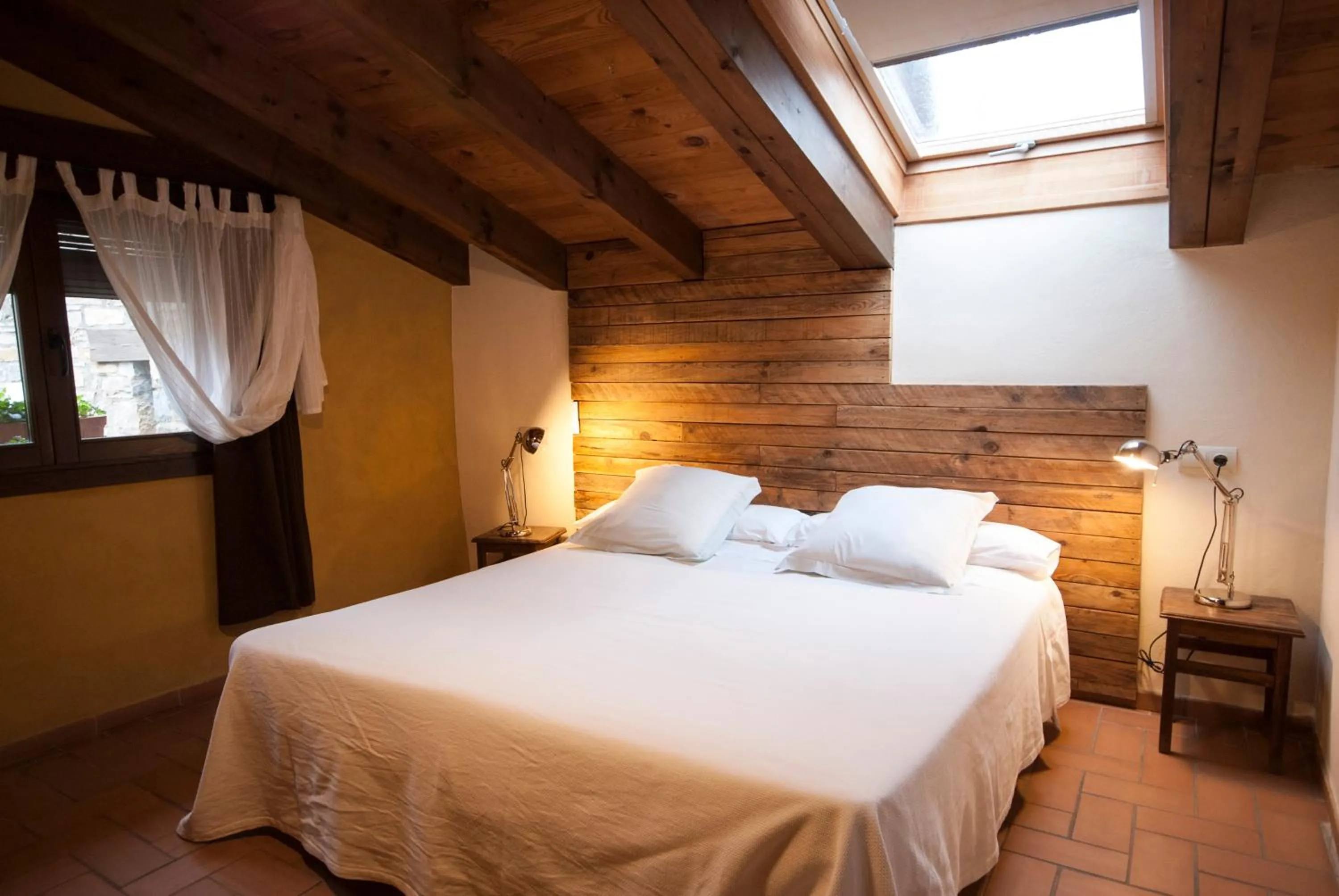 Bedroom, Bed in O Chardinet d'a Formiga