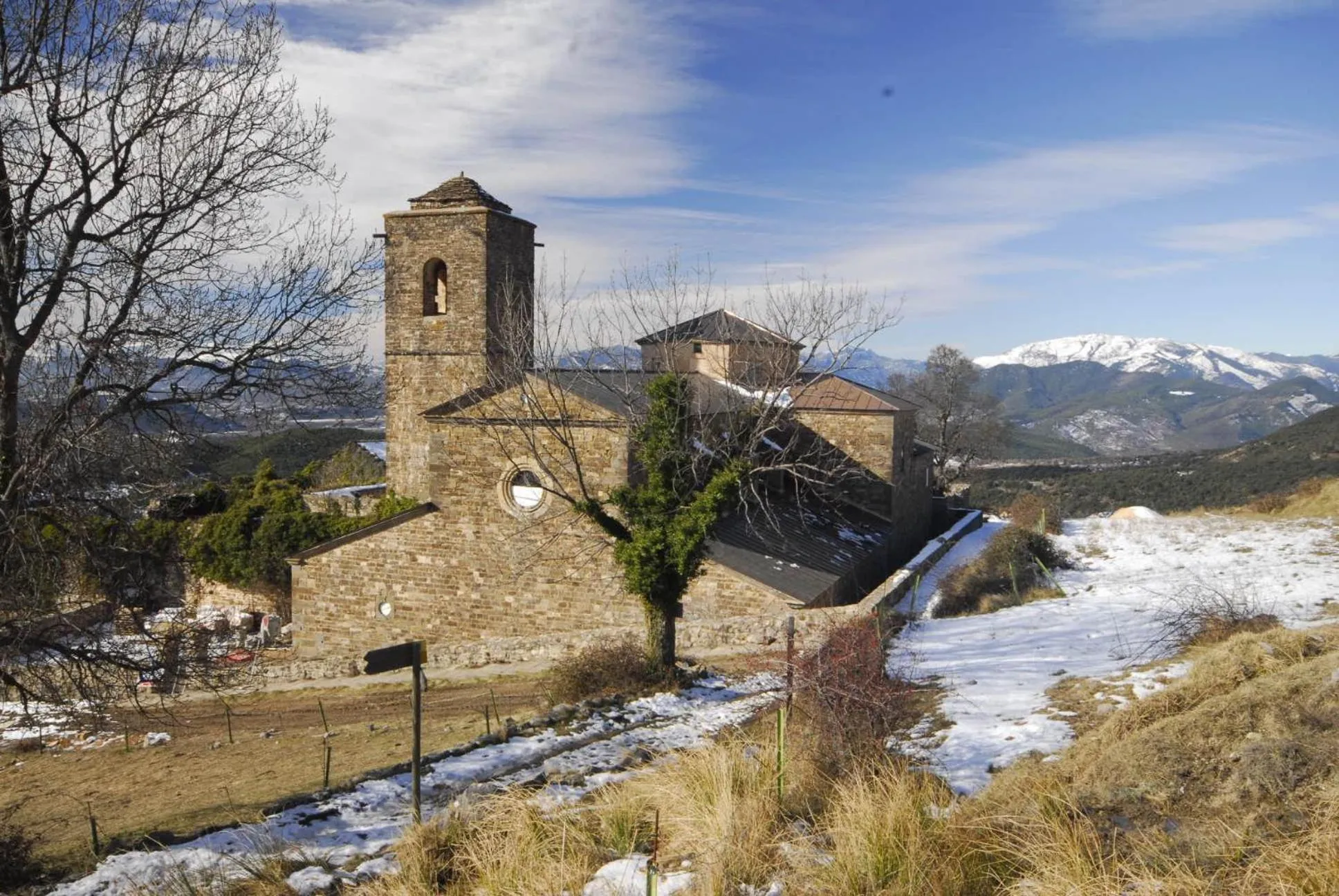 Nearby landmark in O Chardinet d'a Formiga