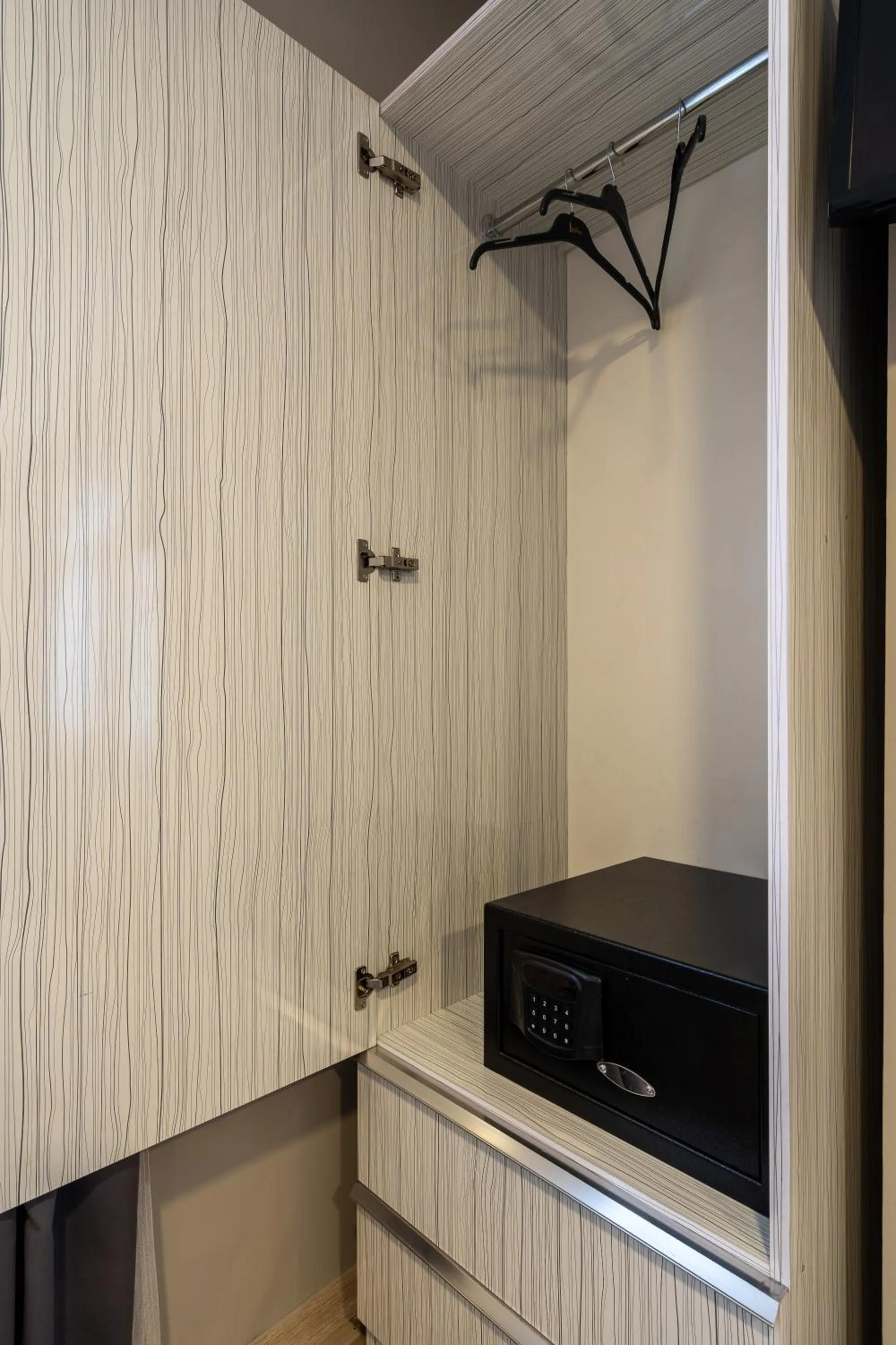 safe in Element Residence