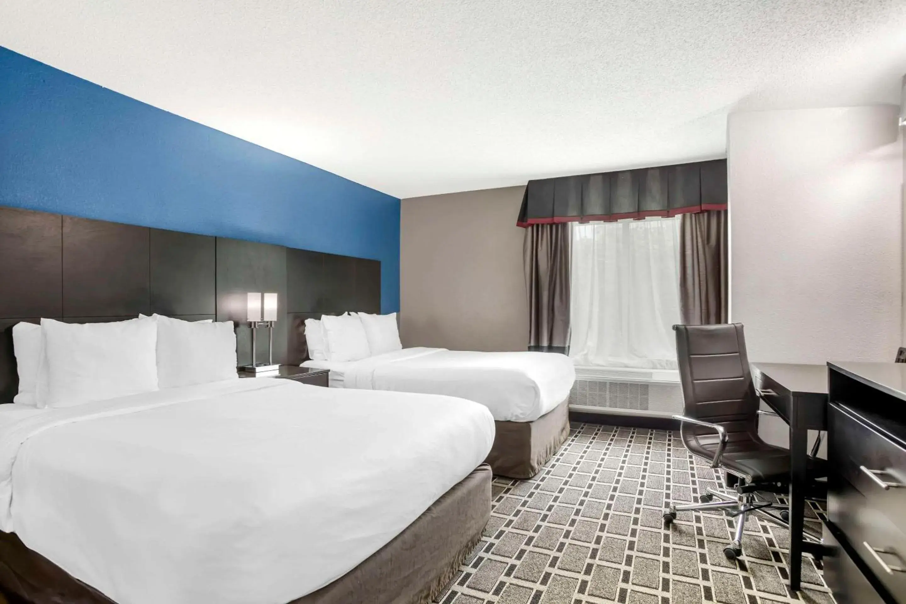 Double Suite with Two Double Beds - Non-Smoking in Comfort Suites Nashville Airport - BNA Double Suite with Two Double Beds - Non-Smoking in Comfort Suites Nashville Airport - BNA