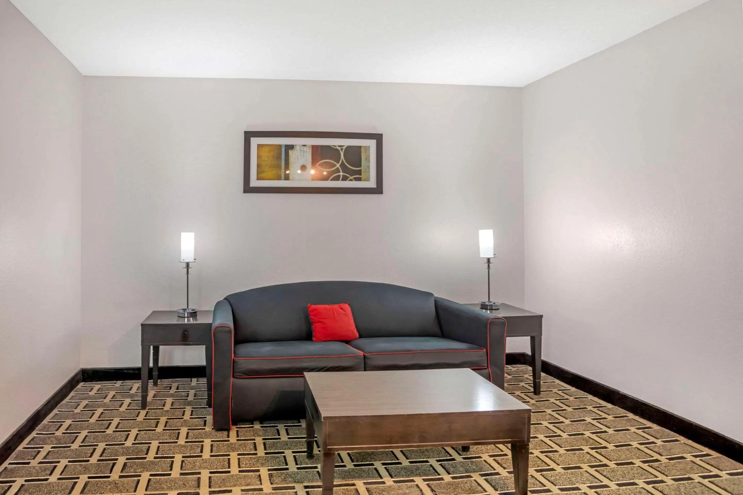 Bedroom in Comfort Suites Nashville Airport - BNA