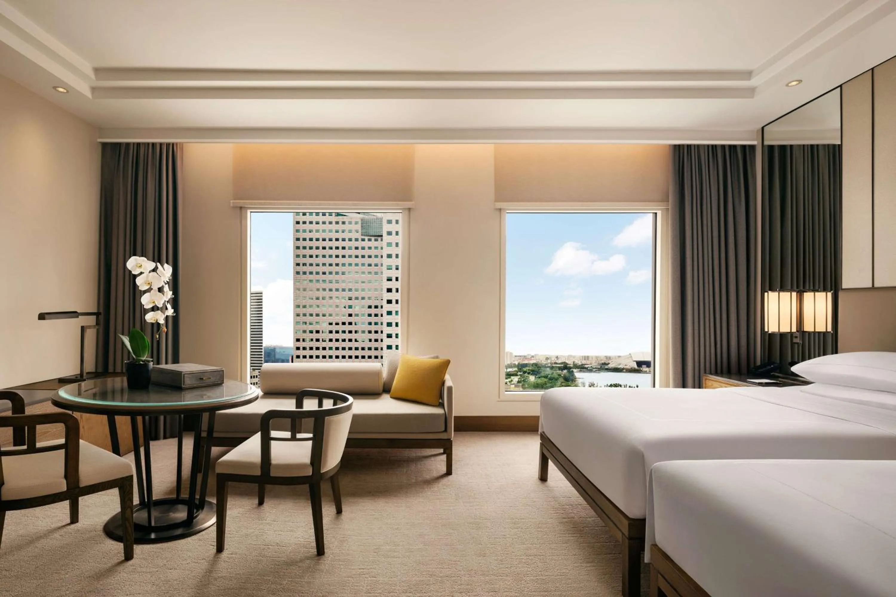 Living room, Bed in Conrad Centennial Singapore