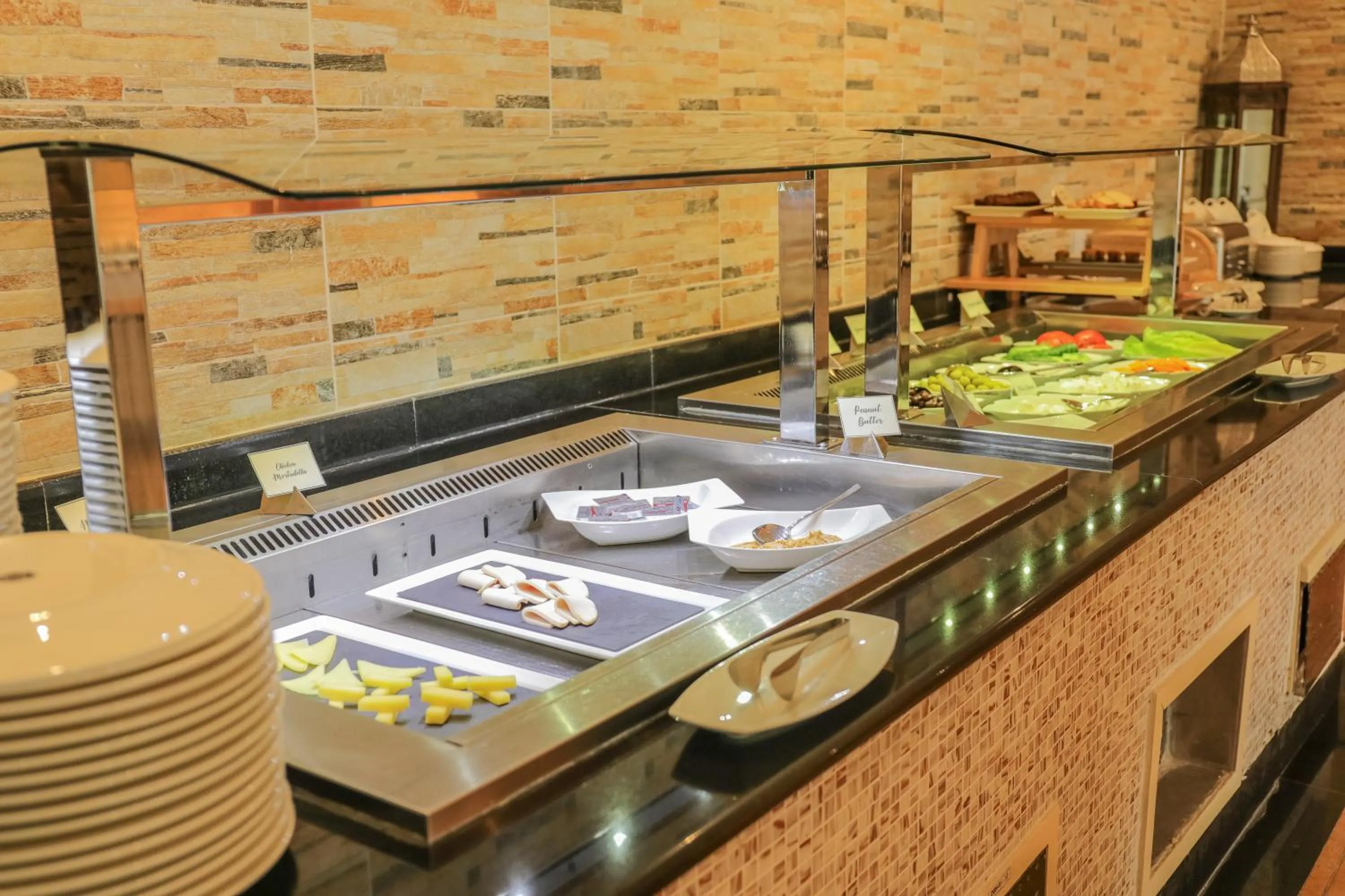 Restaurant/places to eat in Dhafra Beach Hotel