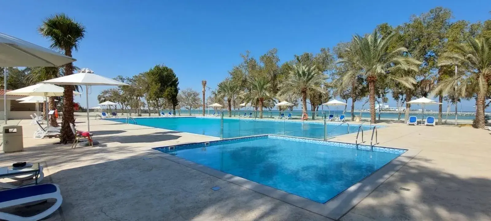 Swimming pool in Dhafra Beach Hotel Swimming pool in Dhafra Beach Hotel