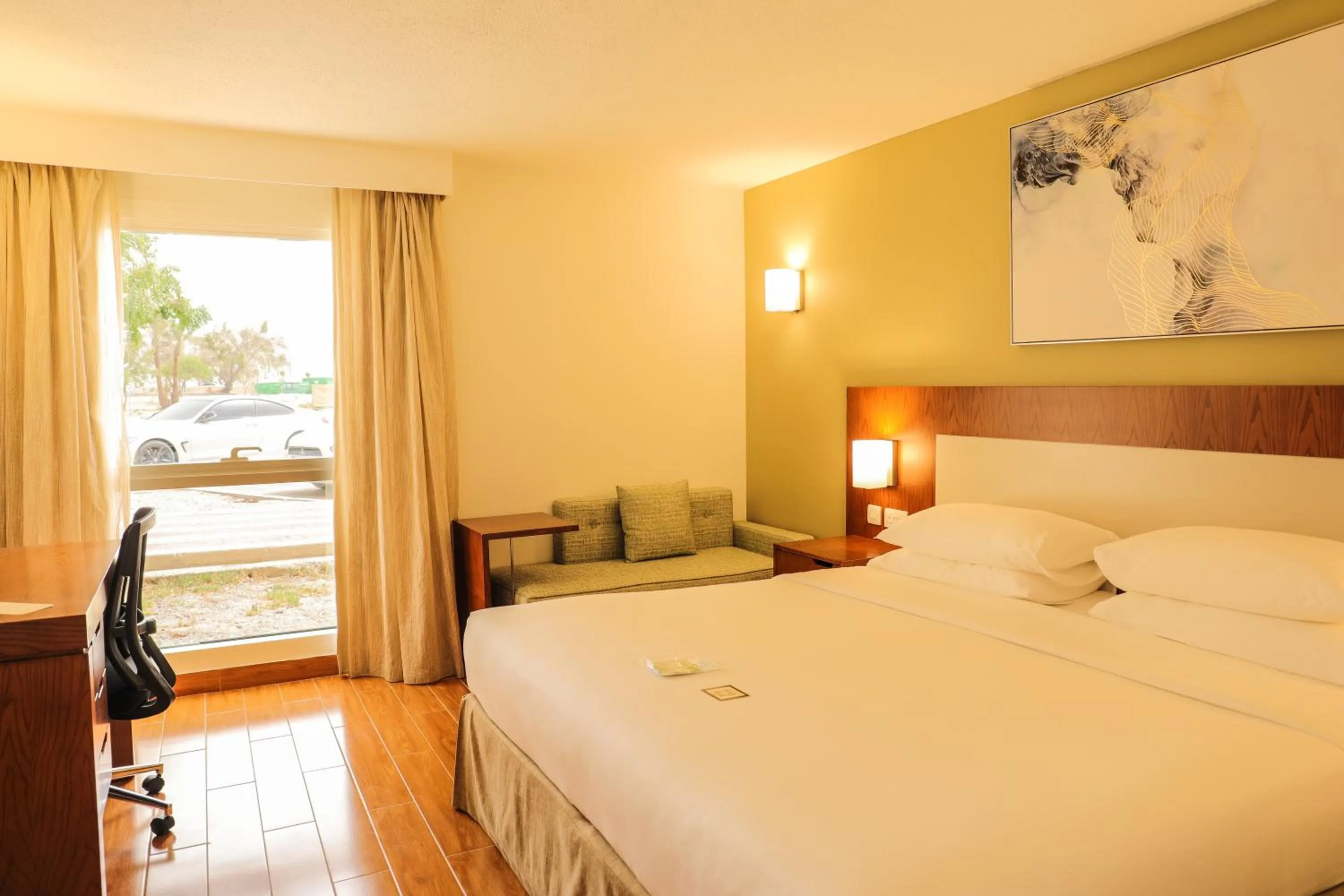 Bedroom, Bed in Dhafra Beach Hotel