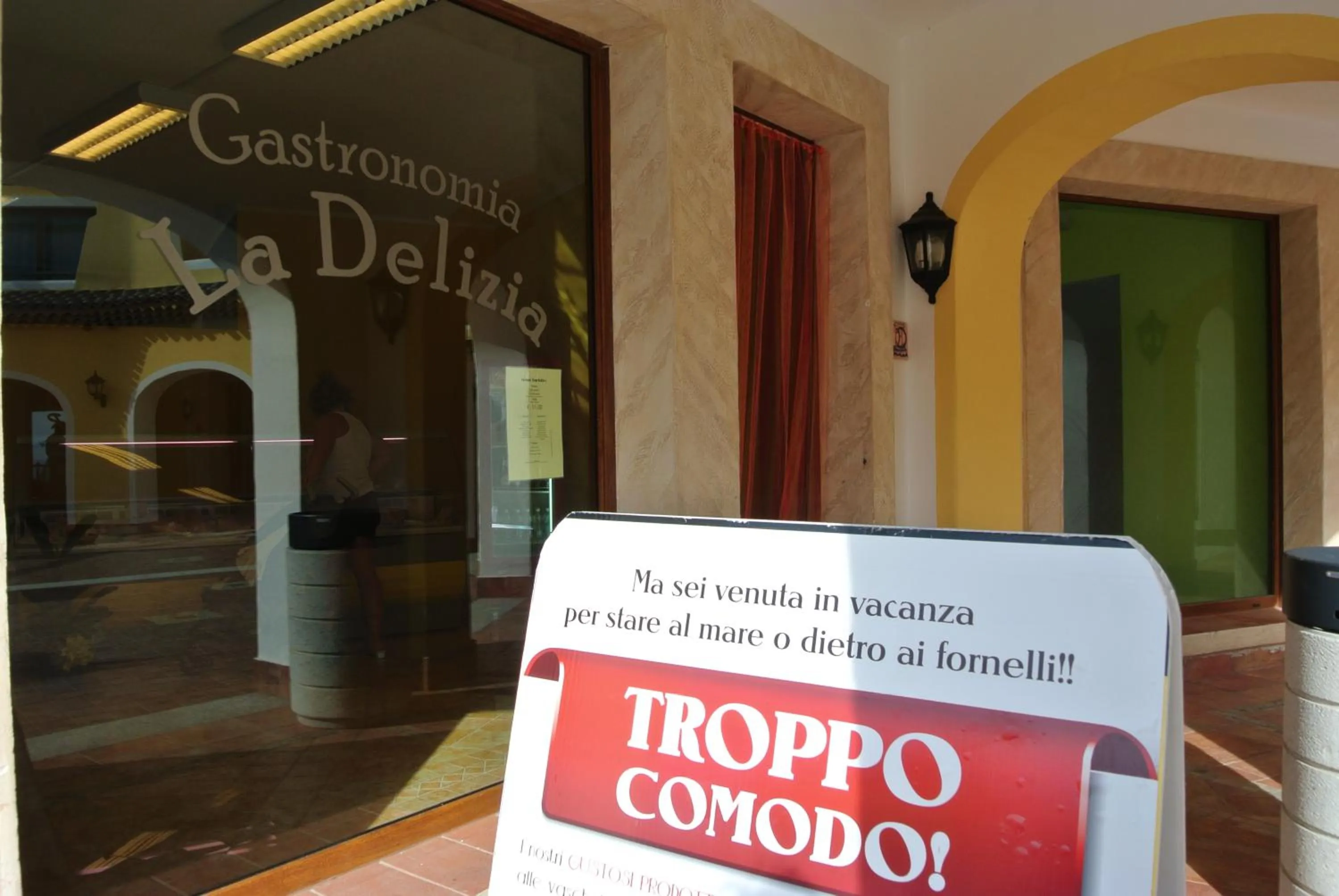 Supermarket/grocery shop in Stintino Country Paradise - Resort & Villas