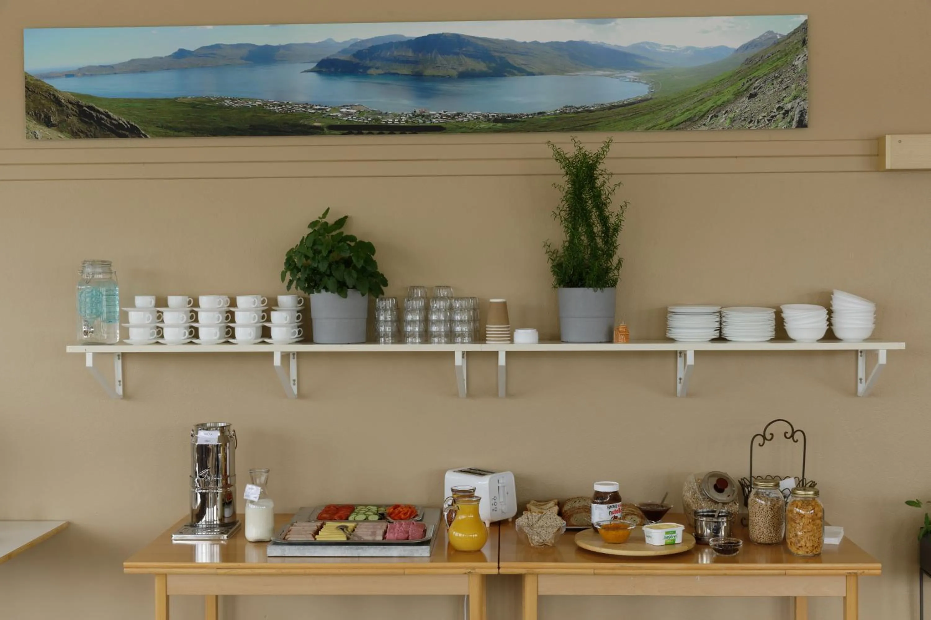 The Cliff Hotel