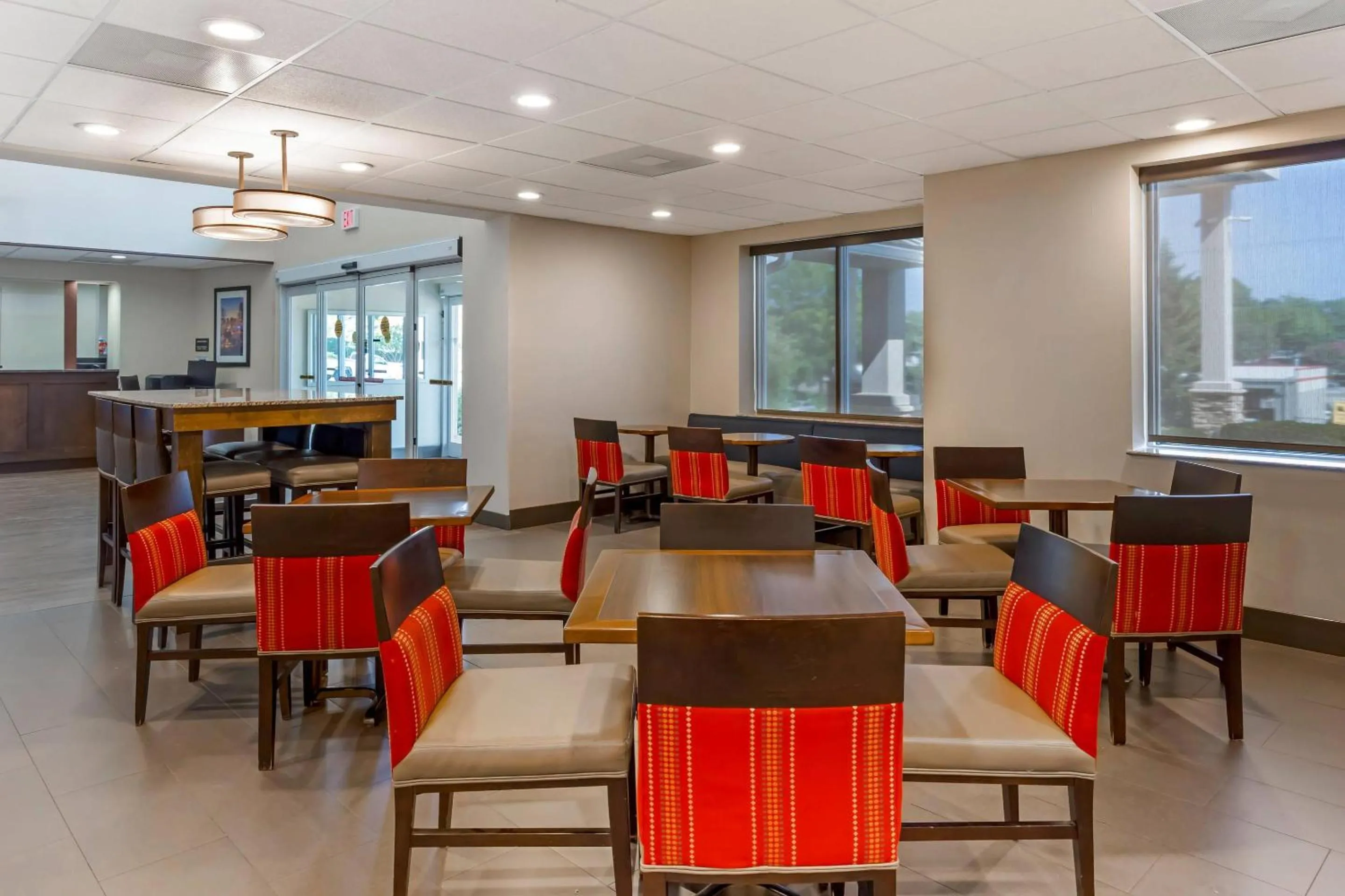 Breakfast in Comfort Suites Raleigh Walnut Creek