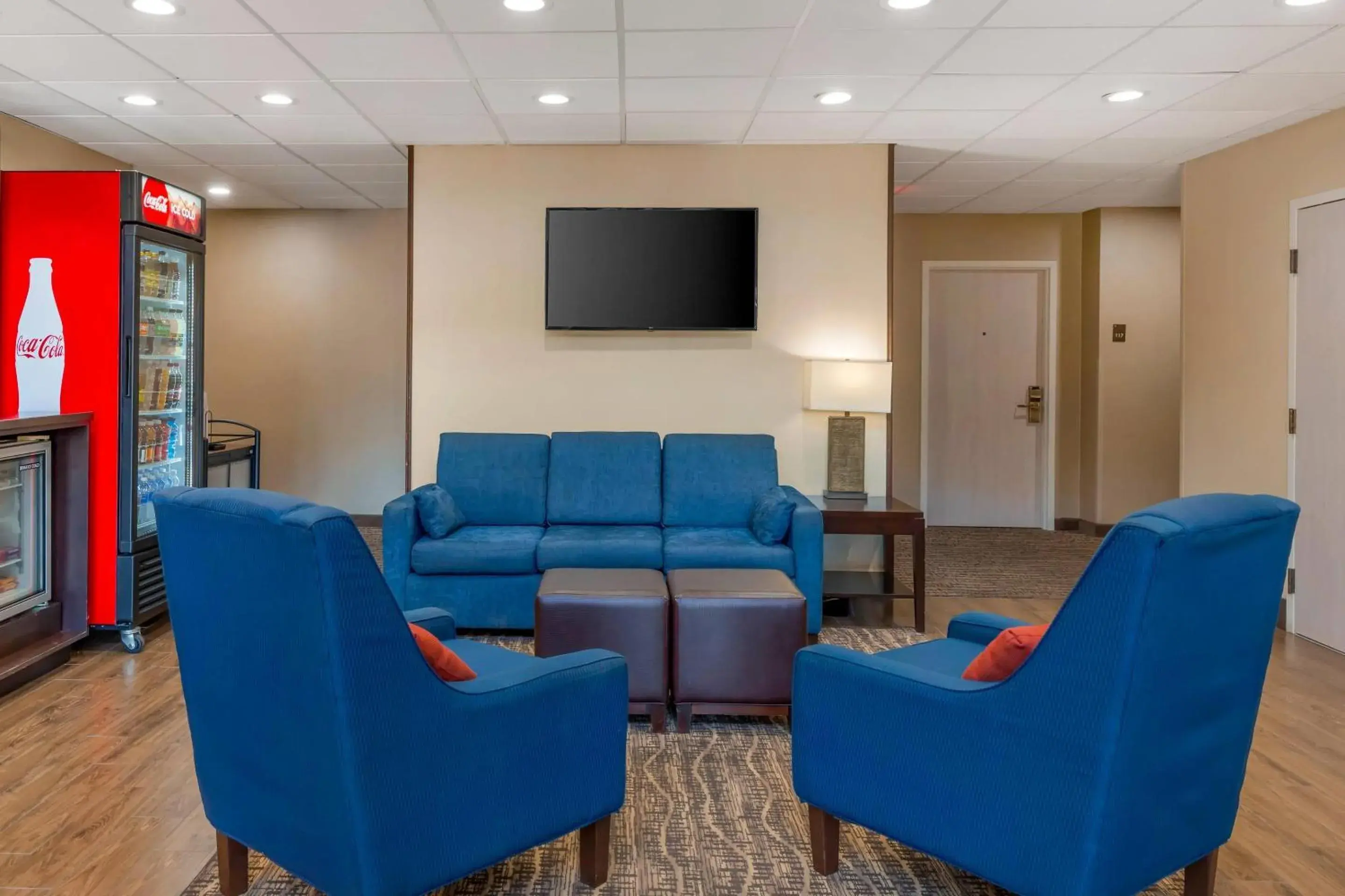 Lobby or reception in Comfort Suites Raleigh Walnut Creek Lobby or reception in Comfort Suites Raleigh Walnut Creek