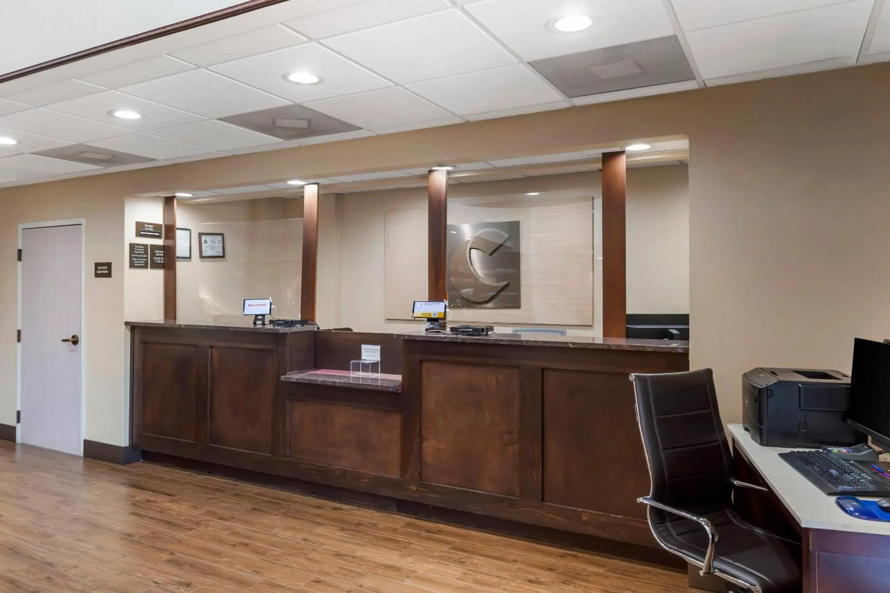 Lobby or reception in Comfort Suites Raleigh Walnut Creek Lobby or reception in Comfort Suites Raleigh Walnut Creek