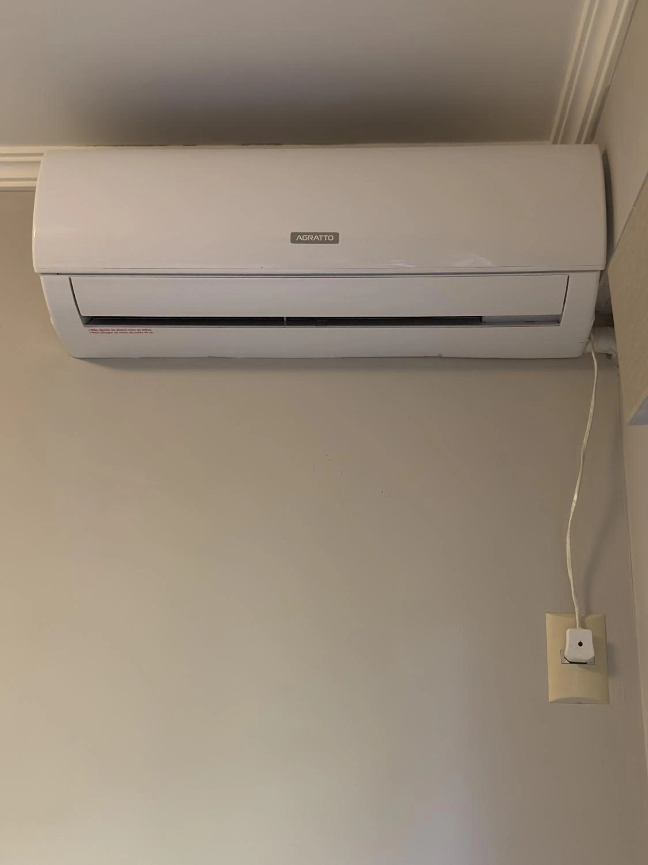 air conditioner in Pousada Brisa do Mar