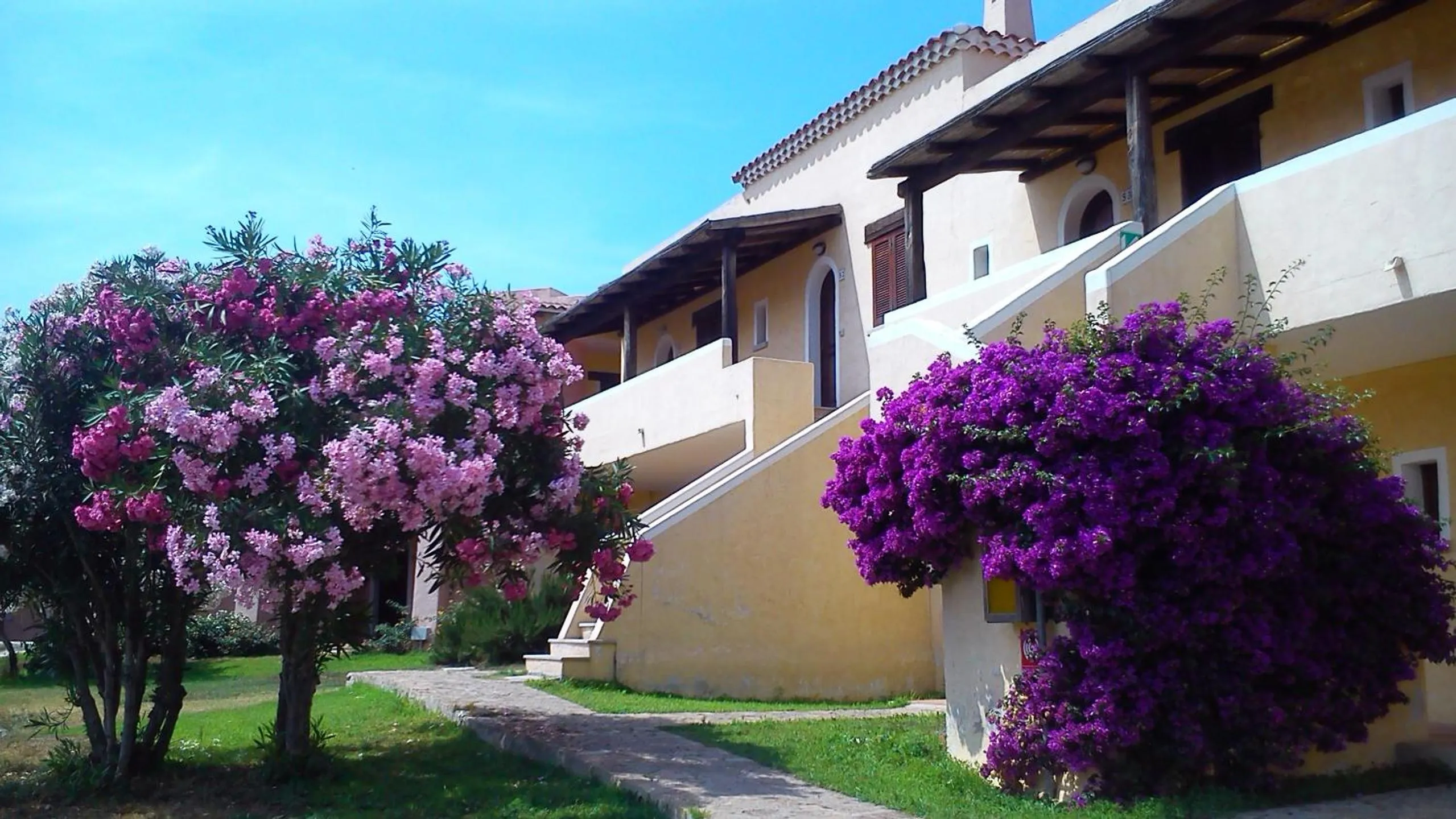 Property building in Le Corti di Marinella
