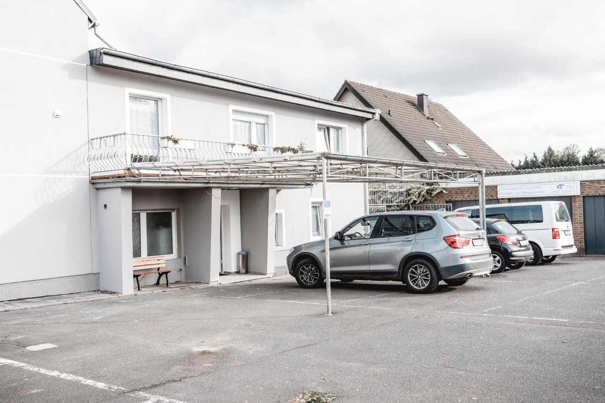 Property building in Feierabend Elsdorf