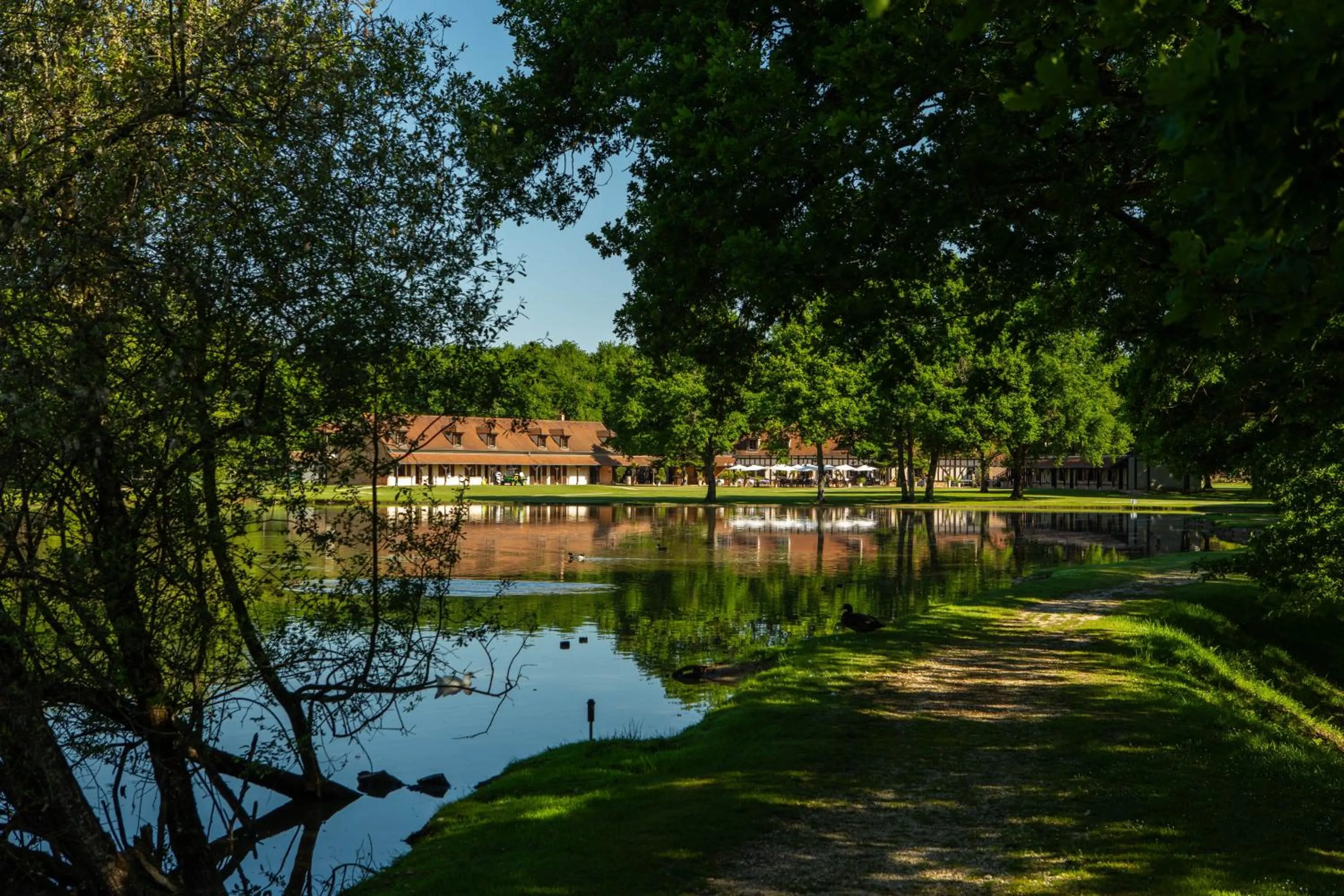 Garden in L'Orée des Chênes, The Originals Relais